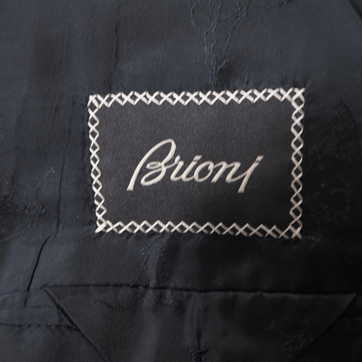 美品 ブリオーニ Brioni イタリア製 ウール タキシードジャケット 42 ブラック メンズ 正規品 2-WG053
