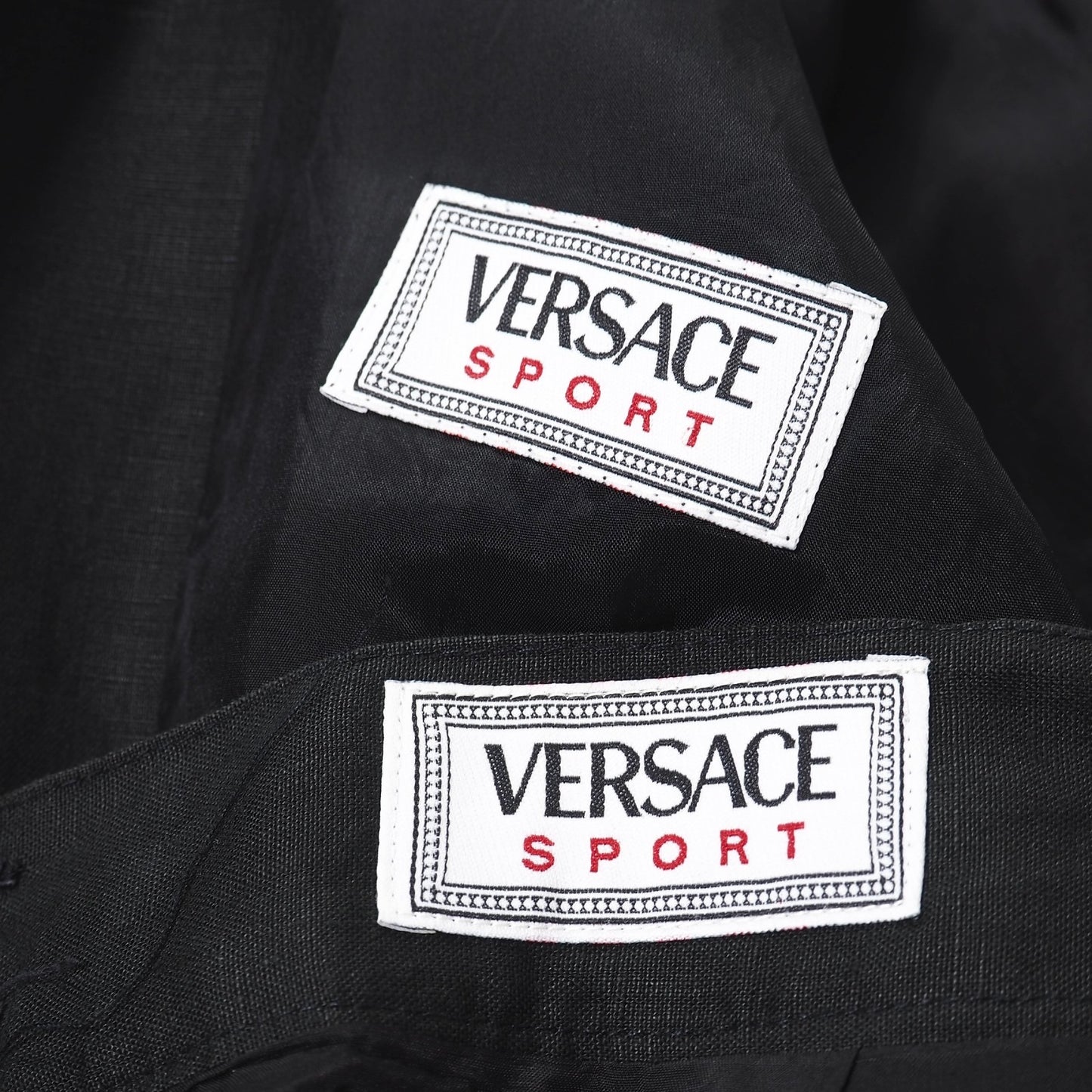 良品 ヴェルサーチ VERSACE ヴィンテージ 金ボタンリネン セットアップ ジャケット スカート スーツ 42 ブラック レディース 正規品 5-DG080