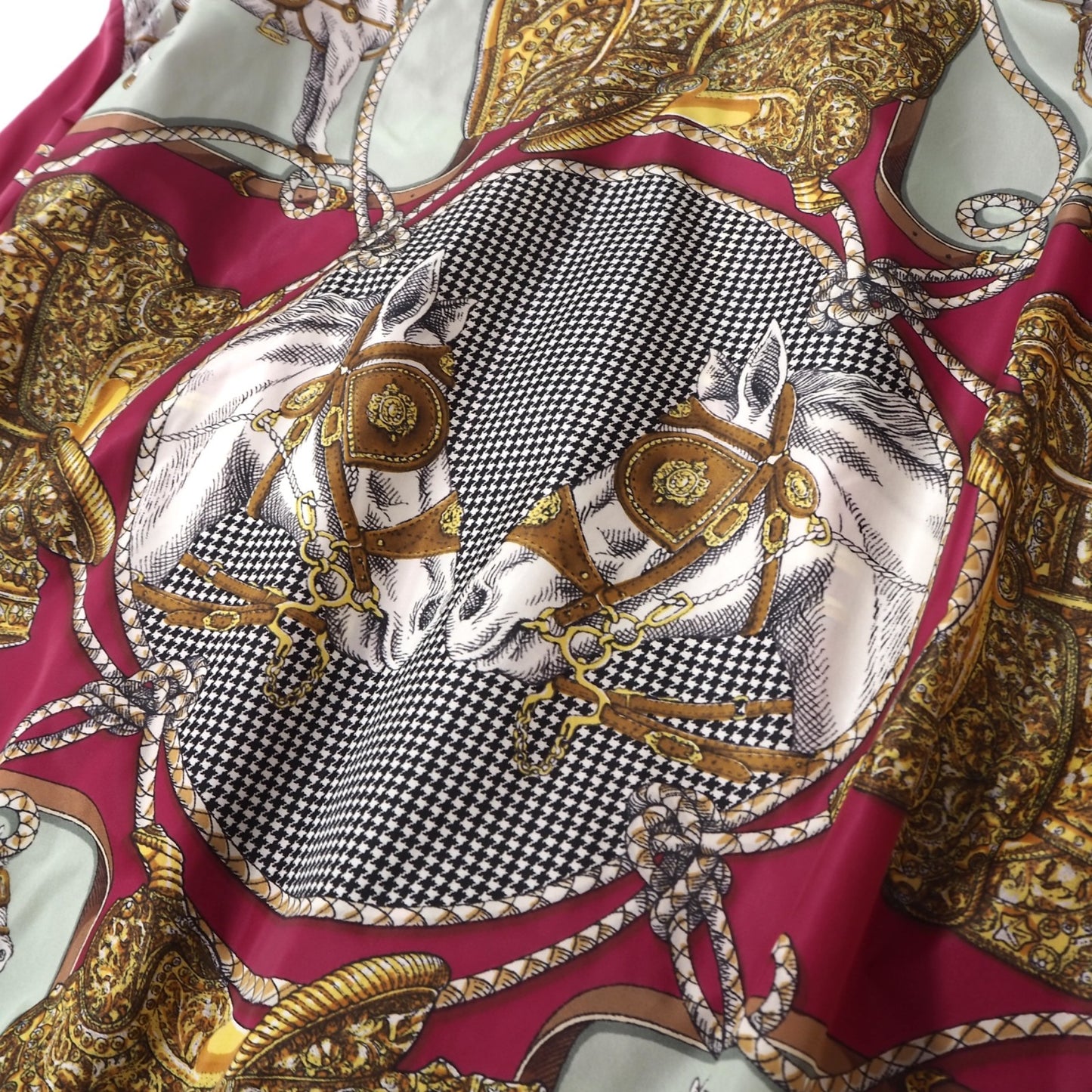 美品 グッチ GUCCI ケリングジャパン ホース タッセル柄 ジップアップ ジャケット ブルゾン S ワインレッド メンズ 正規品 5-DG089
