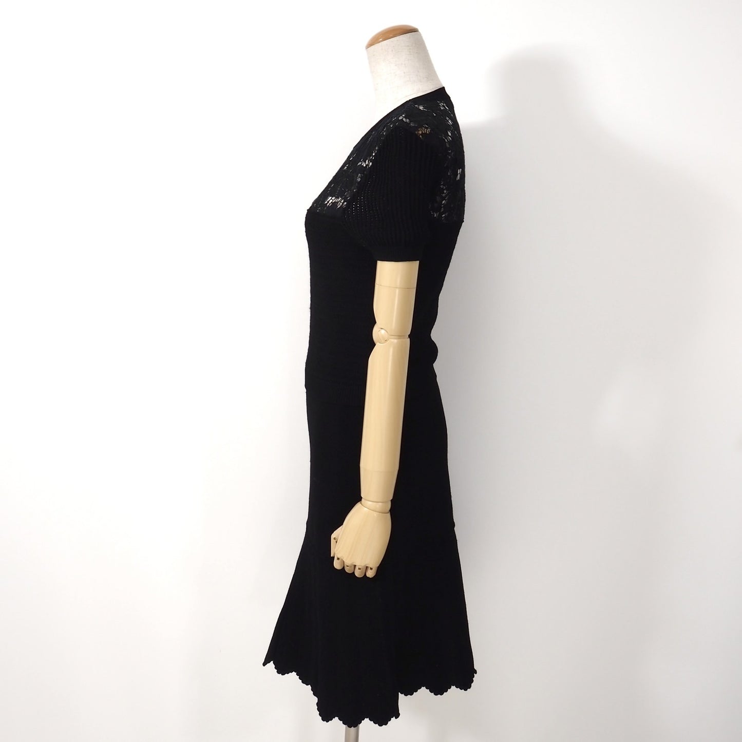 美品 ヴァレンティノ VALENTINO レース切替 ニット ワンピース M ブラック レディース 正規品 5-DJ122