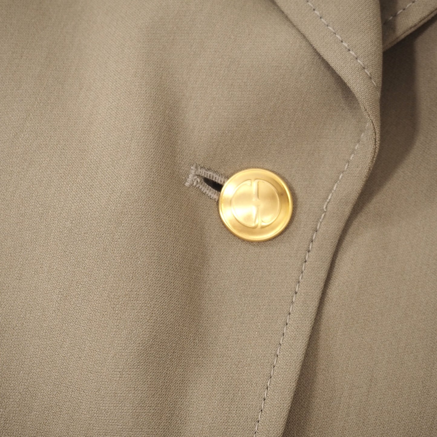 良品 グッチ GUCCI ヴィンテージ 金GGボタン セットアップ ジャケット スカート スーツ 42 ベージュ レディース 正規品 5-OG002