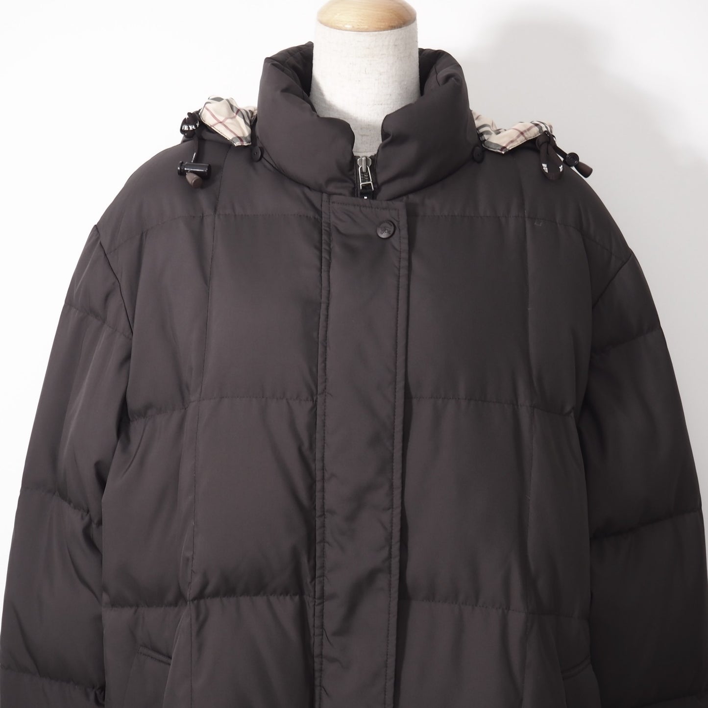 美品 バーバリー BURBERRY LONDON フード付き ダウンコート 裏地チェック ダークブラウン 13 レディース 正規品 5-OJ002