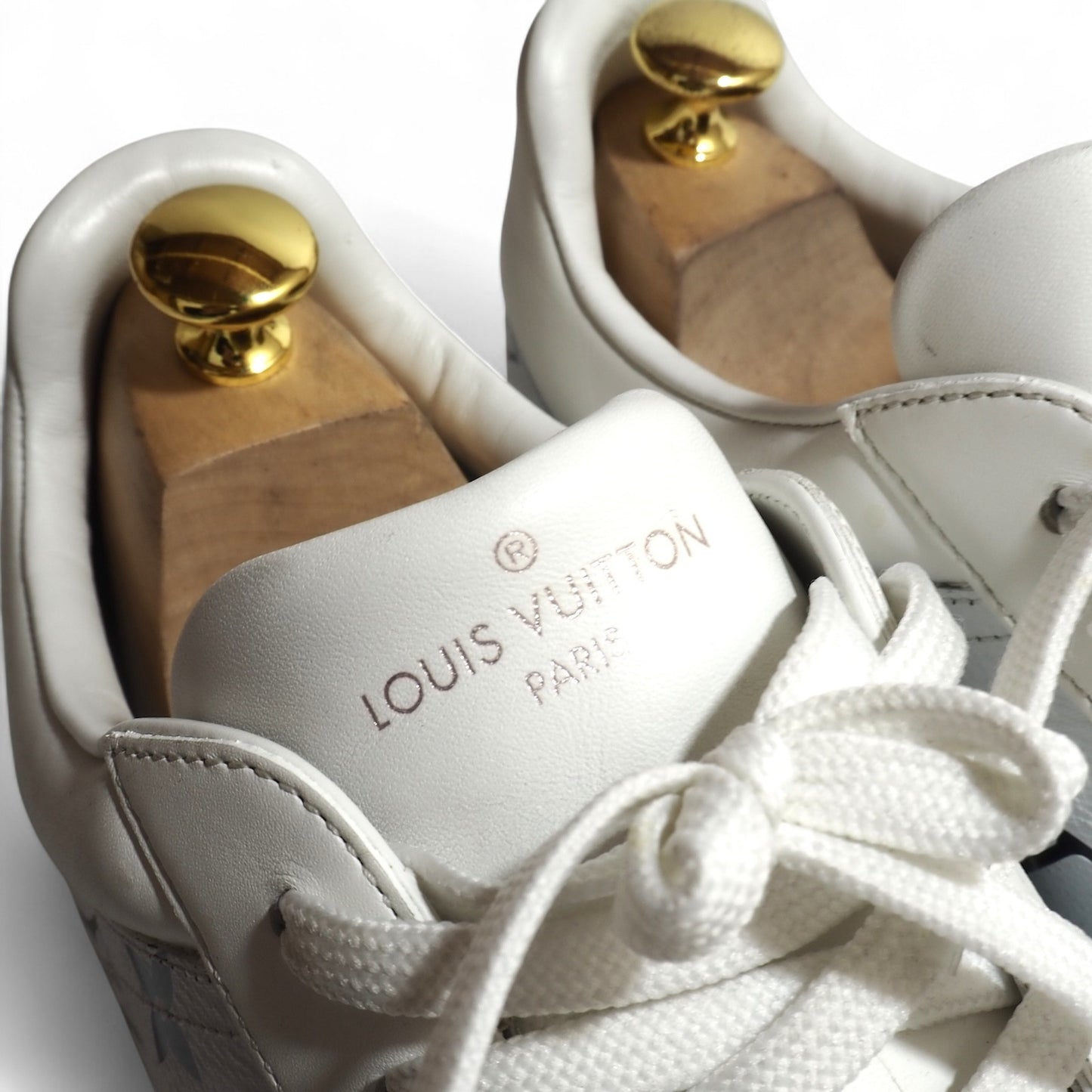 ルイヴィトン Louis Vuitton イタリア製 ルクセンブルクライン モノグラム柄 ローカット スニーカー 7.5 26㎝相当 ホワイト メンズ 正規品 5-OK009