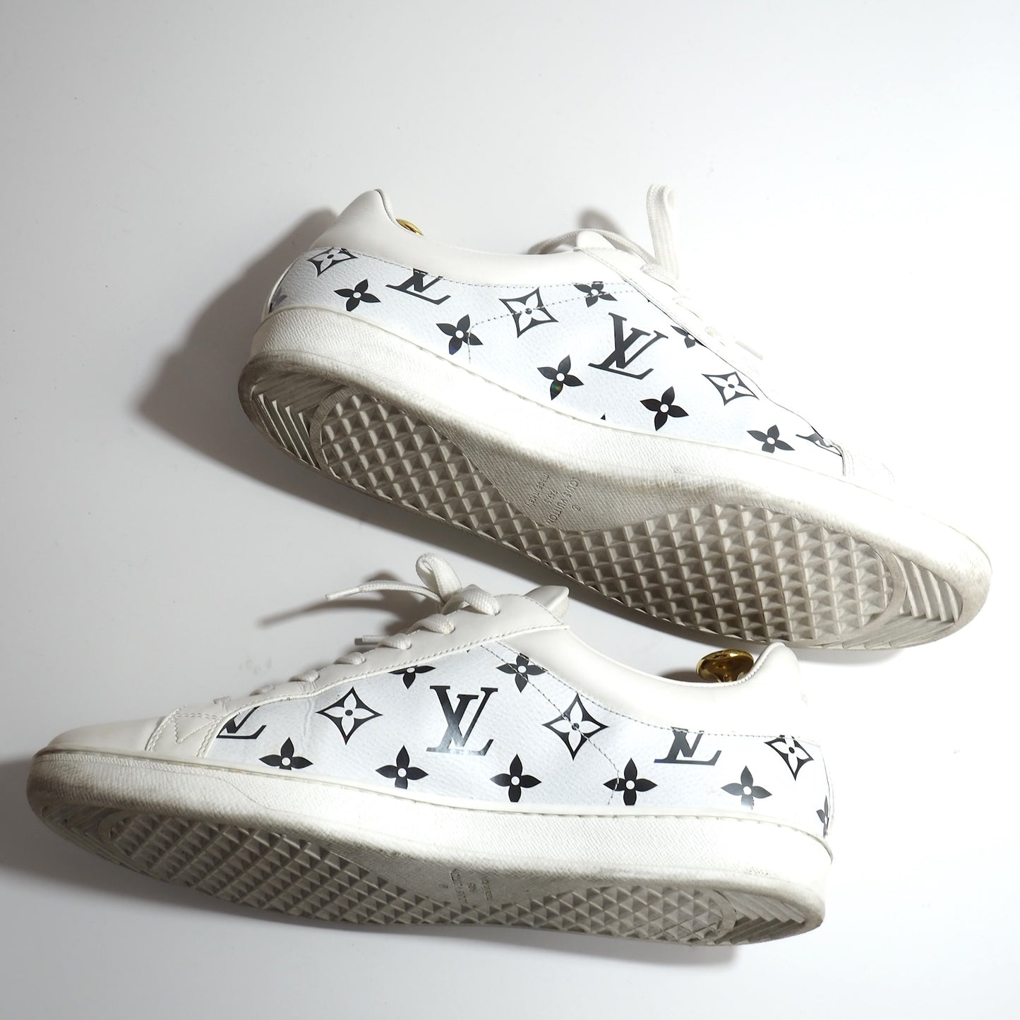 ルイヴィトン Louis Vuitton イタリア製 ルクセンブルクライン モノグラム柄 ローカット スニーカー 7.5 26㎝相当 ホワイト メンズ 正規品 5-OK009