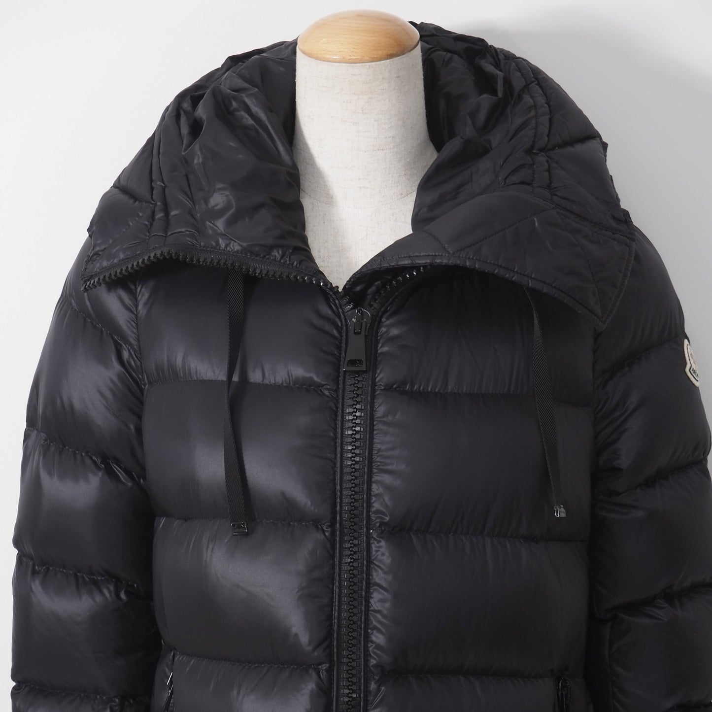 美品 モンクレール MONCLER スイエン SUYEN ダウンコート ジャケット ブラック レディース 正規品 5-OL010
