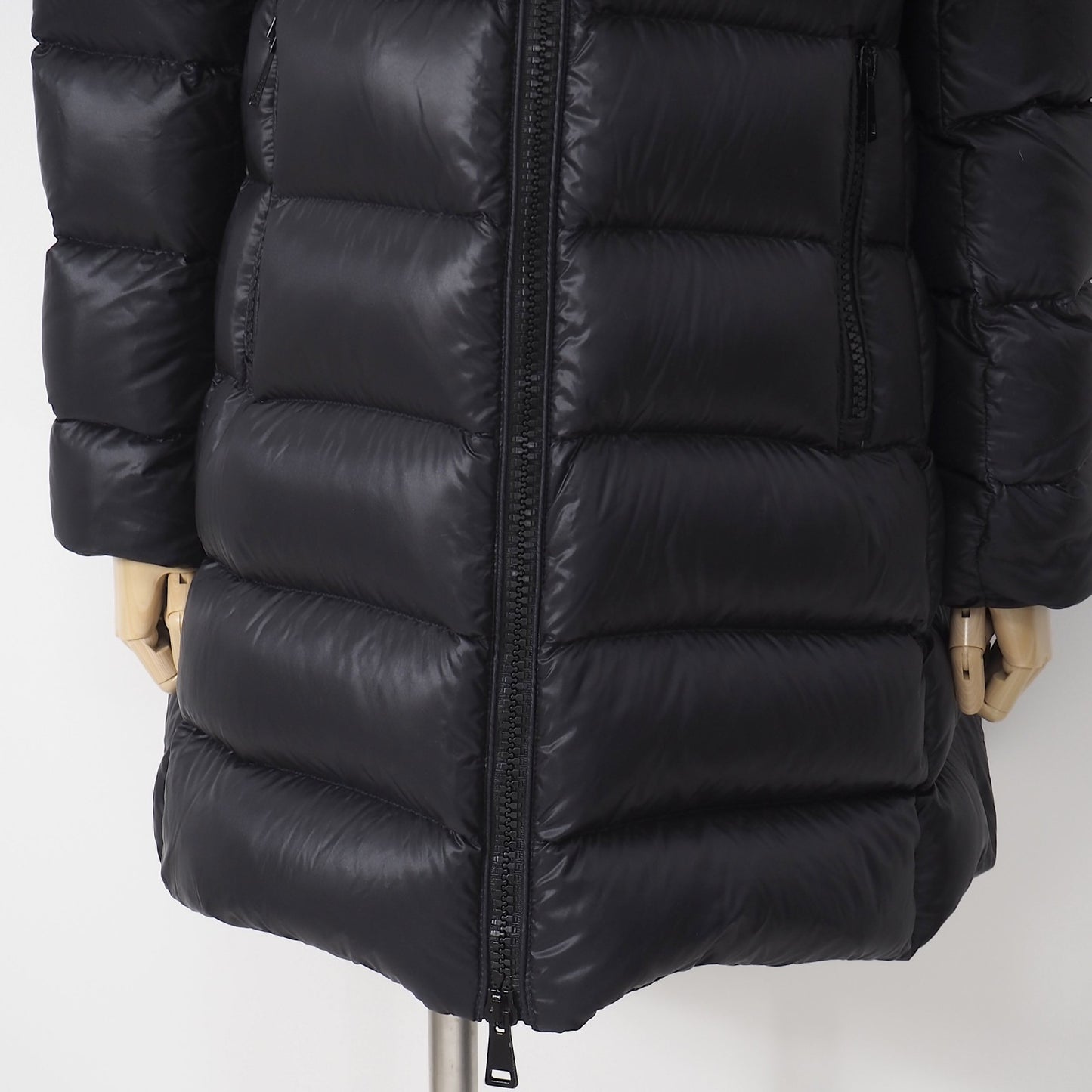 美品 モンクレール MONCLER スイエン SUYEN ダウンコート ジャケット ブラック レディース 正規品 5-OL010