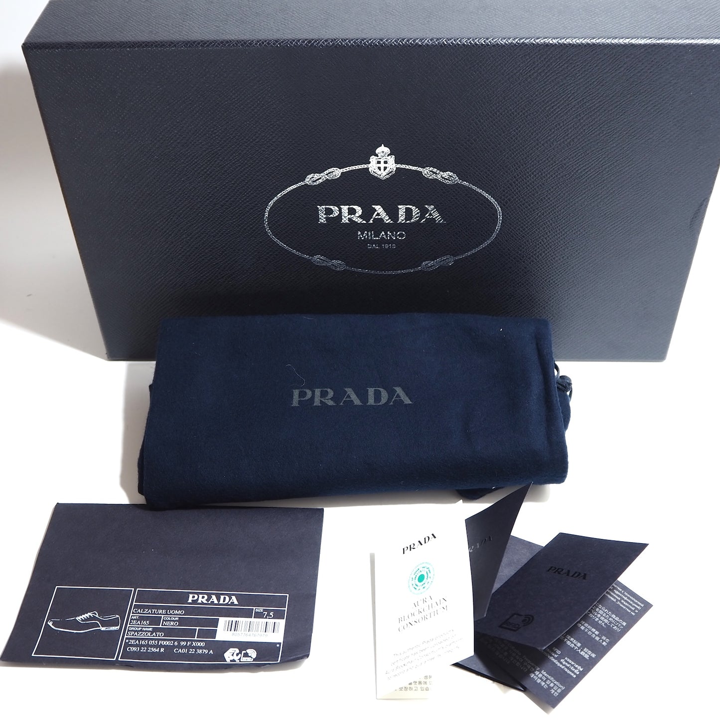 美品 プラダ PRADA ニュアンスブラッシュドレザー レーズアップ シューズ 7.5 25.5㎝相当 ブラック メンズ 正規品 5-YD016