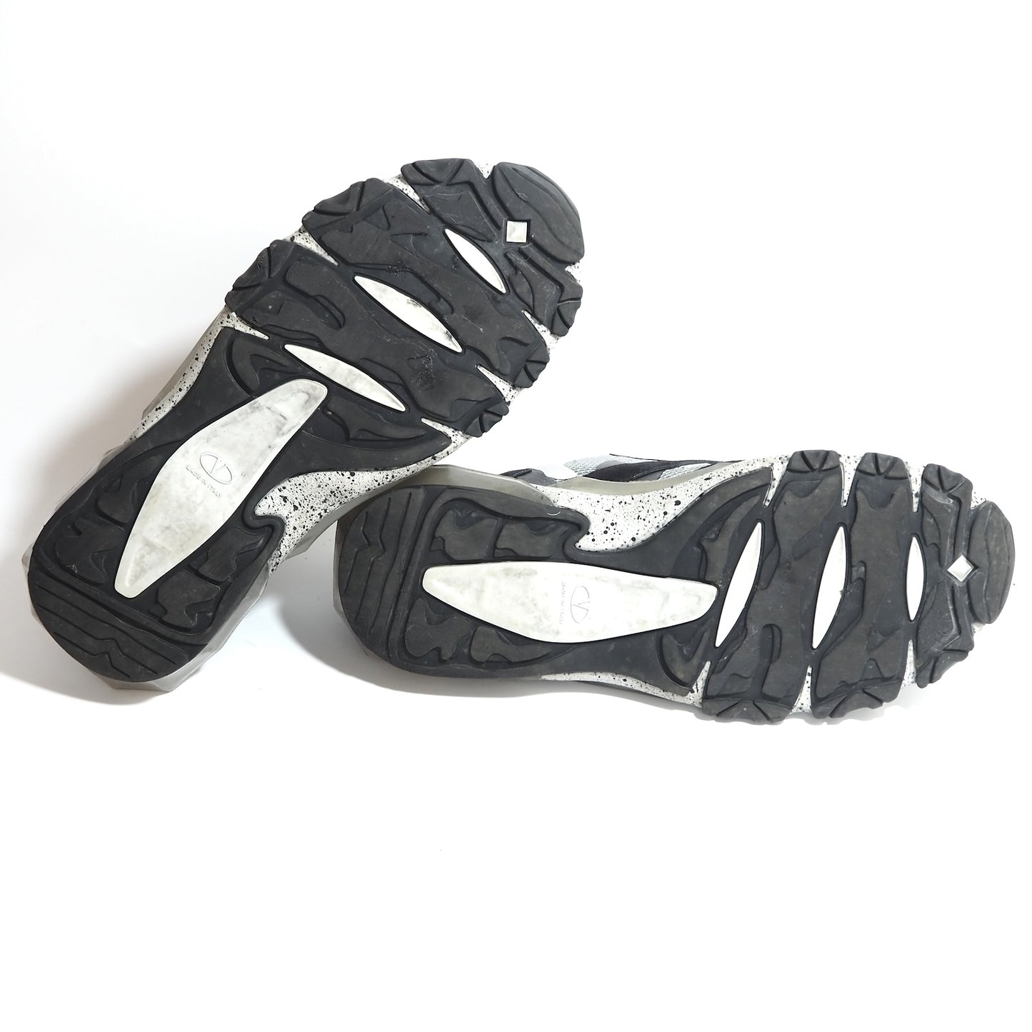 良品 ヴァレンティノ VALENTINO Bounce バウンス ローカット スニーカー 42 26.5-27cm相当 ブラック グレー シルバー メンズ 正規品 5-YF019