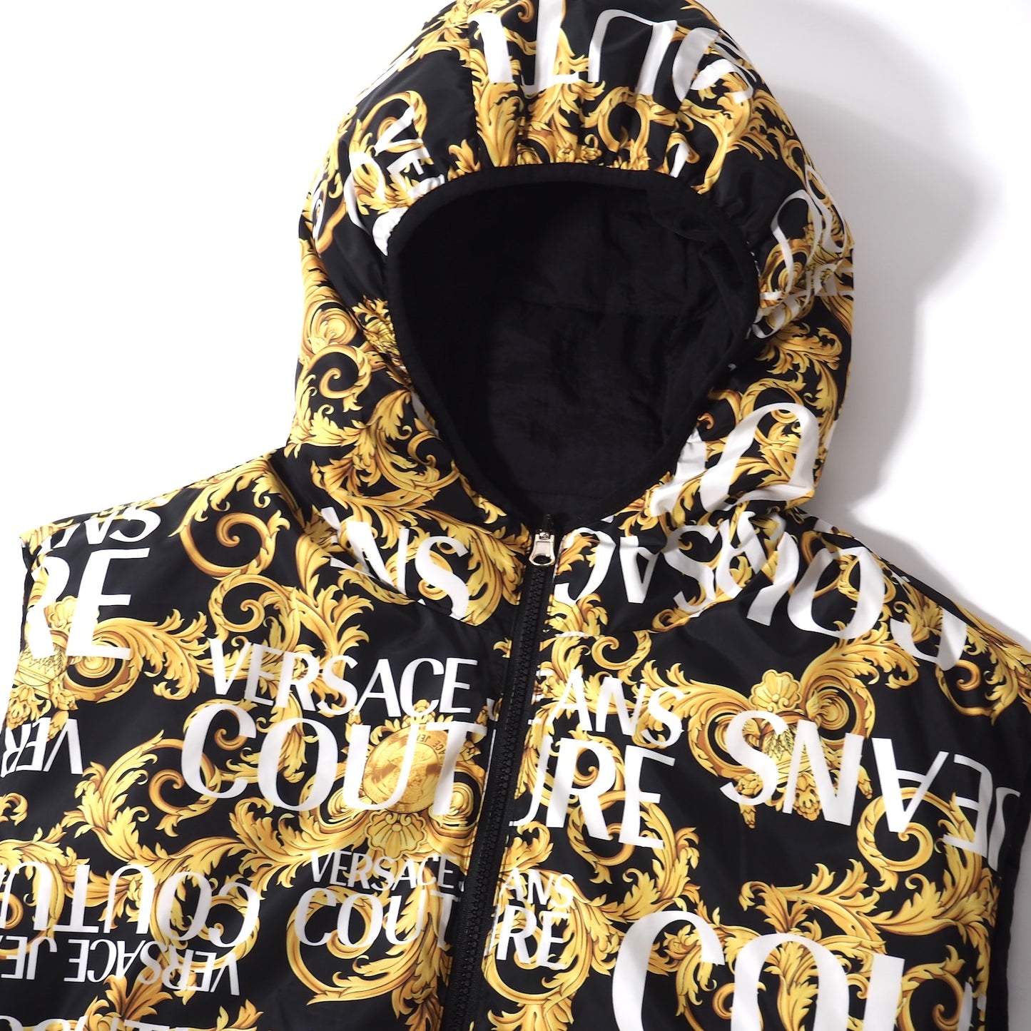 美品 ヴェルサーチ ジーンズ クチュール VERSACE JEANS COUTURE リバーシブル 中綿 ベスト ジャケット M ブラック イエロー メンズ 正規品 5-YH005