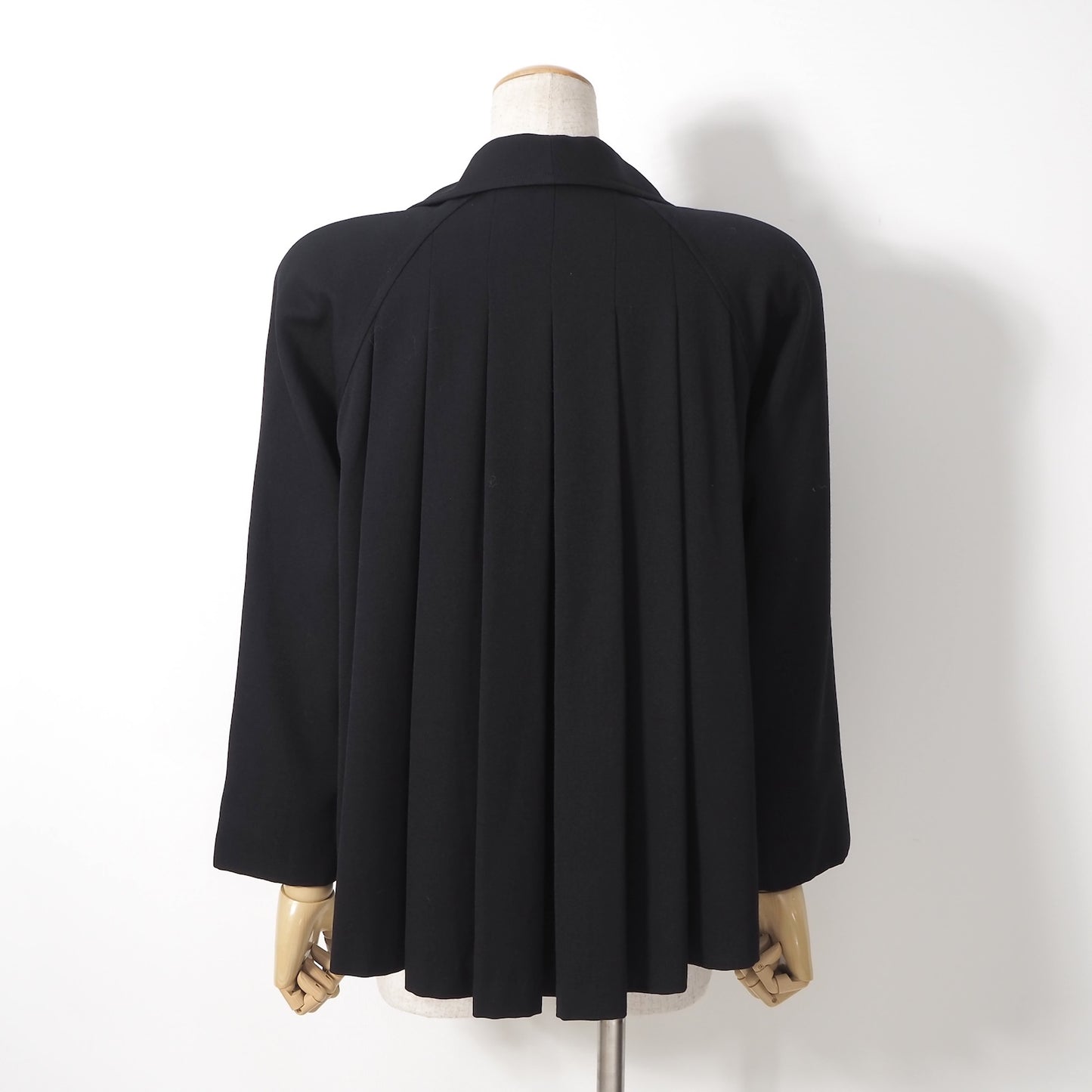 美品 クリスチャンディオール Christian Dior ウール ヴィンテージ プリーツ ジャケット M ブラック レディース 正規品 5-YL017