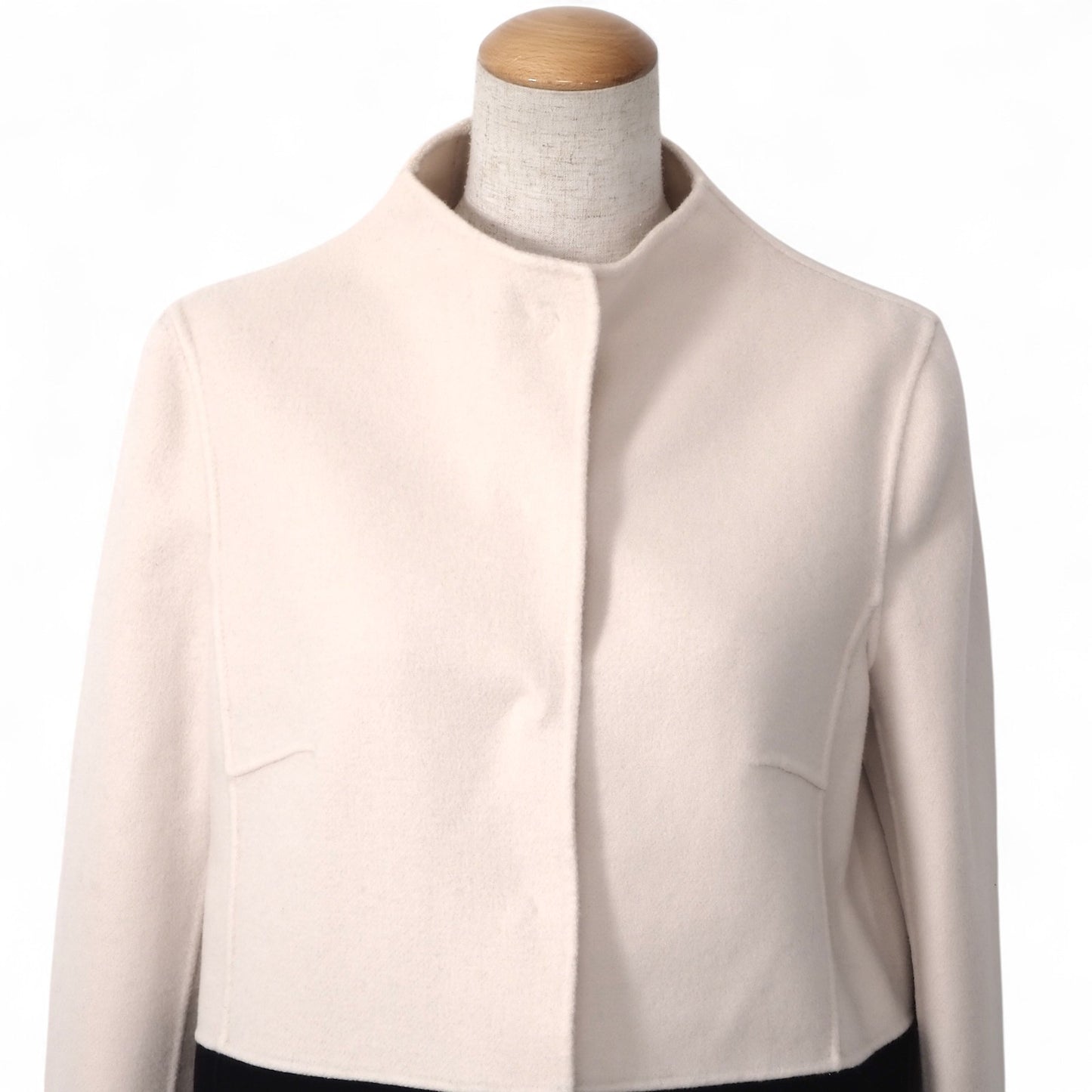 美品 マックスマーラ ウィークエンド Max Mara WEEKEND ダブルフェイス ヴァージンウール バイカラー ショート ジャケット 40 ホワイト ブラック レディース 正規品 5-ZF033