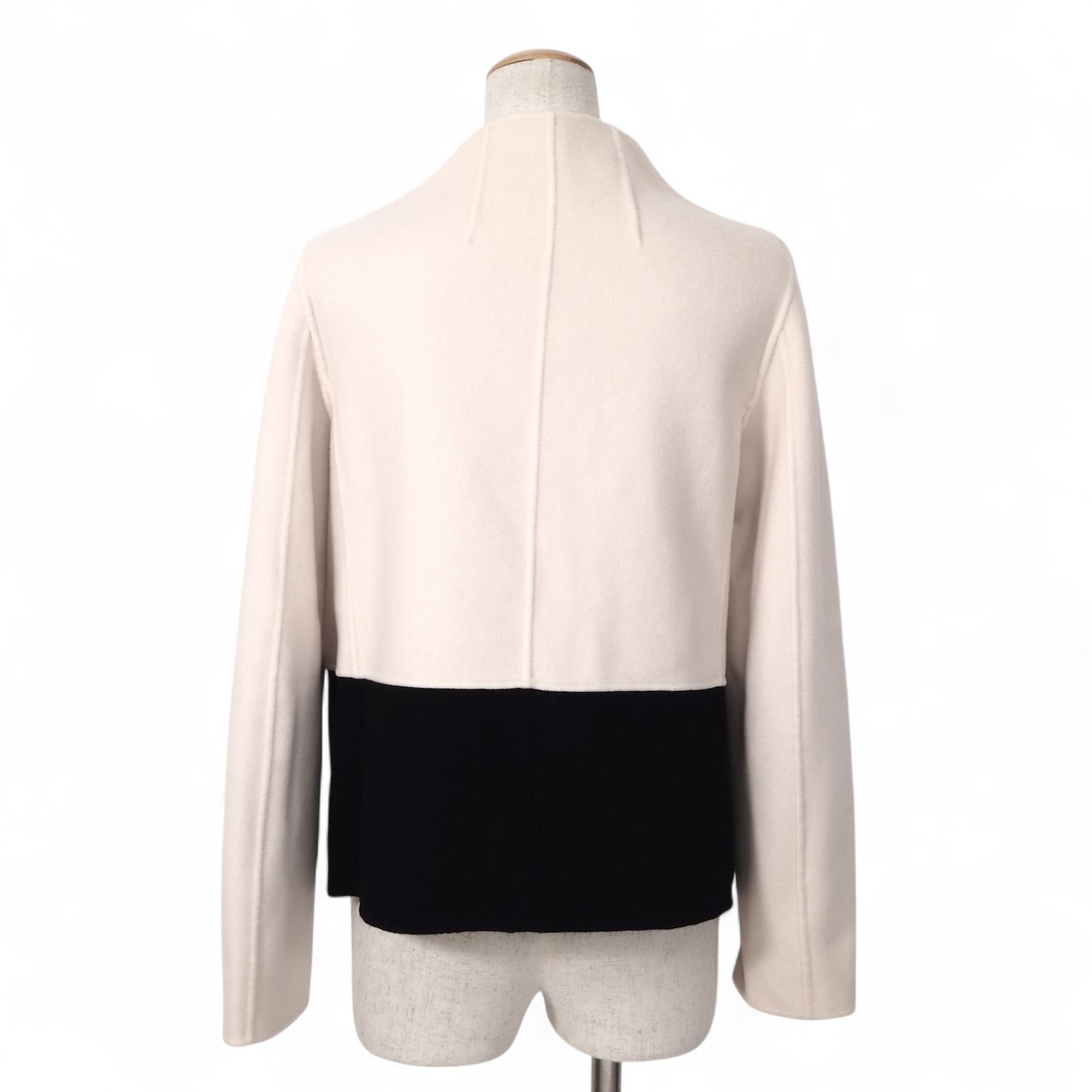 美品 マックスマーラ ウィークエンド Max Mara WEEKEND ダブルフェイス ヴァージンウール バイカラー ショート ジャケット 40 ホワイト ブラック レディース 正規品 5-ZF033