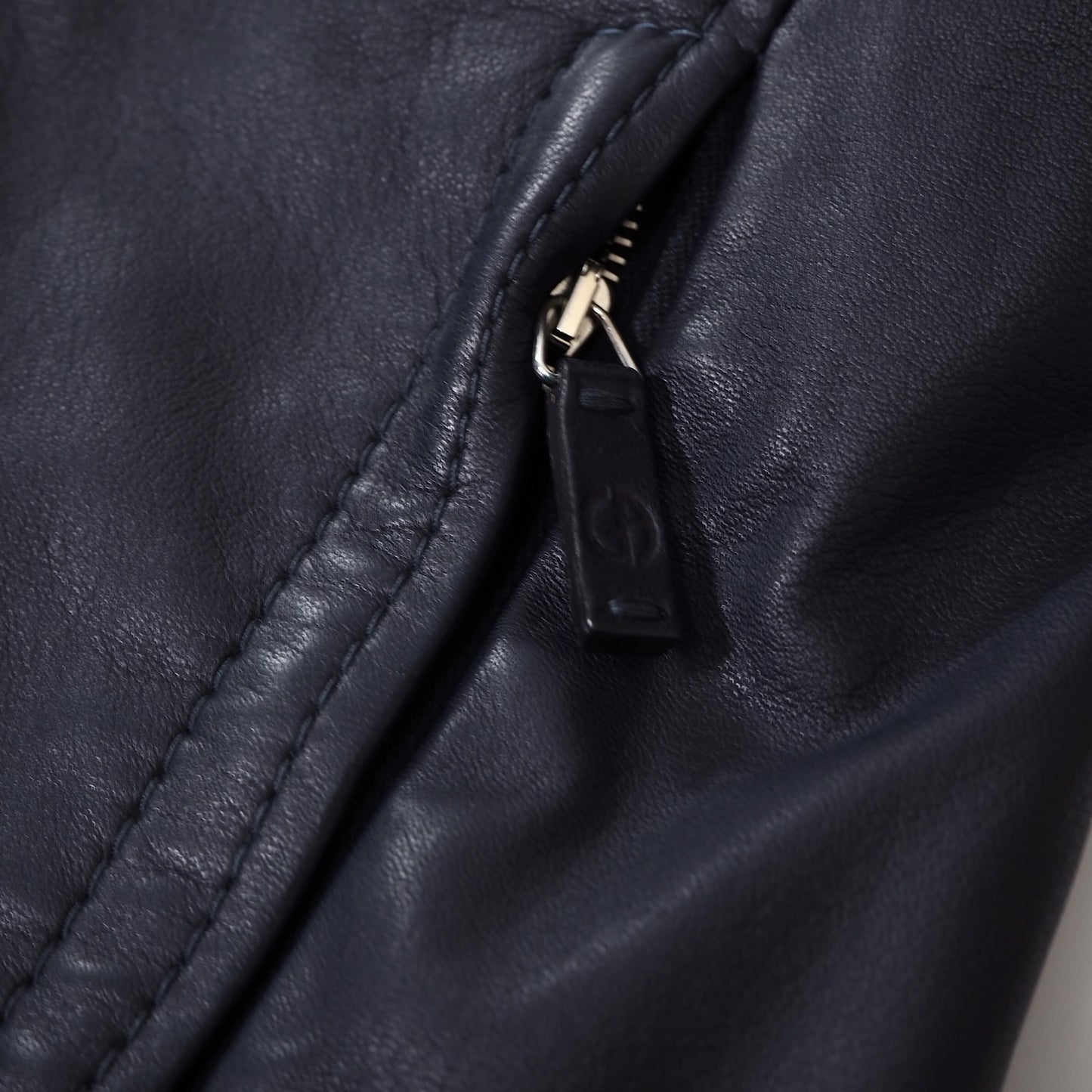 美品 ジョルジオアルマーニ GIORGIO ARMANI イタリア製 ラムレザー ジャケット 48 ダークネイビー メンズ 正規品 5-ZF058