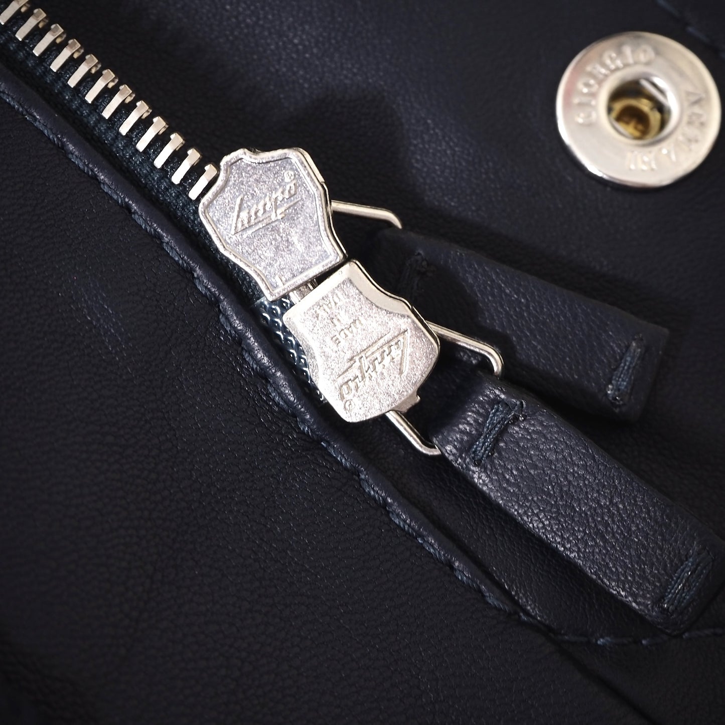 美品 ジョルジオアルマーニ GIORGIO ARMANI イタリア製 ラムレザー ジャケット 48 ダークネイビー メンズ 正規品 5-ZF058