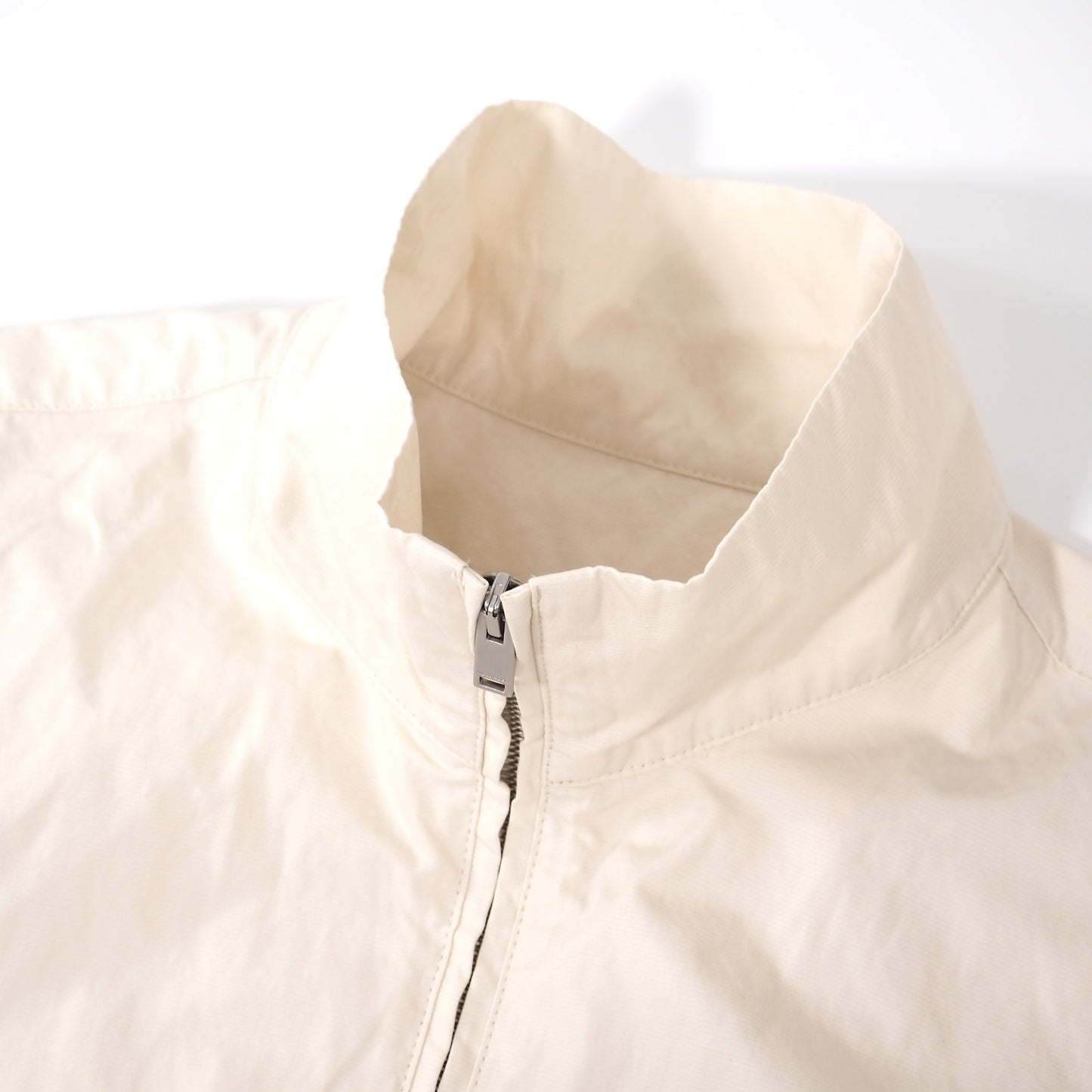 美品 ジルサンダー JIL SANDER 23SS スタンドカラー ジャケット ブルゾン 48 アイボリー メンズ 正規品 5-ZF069