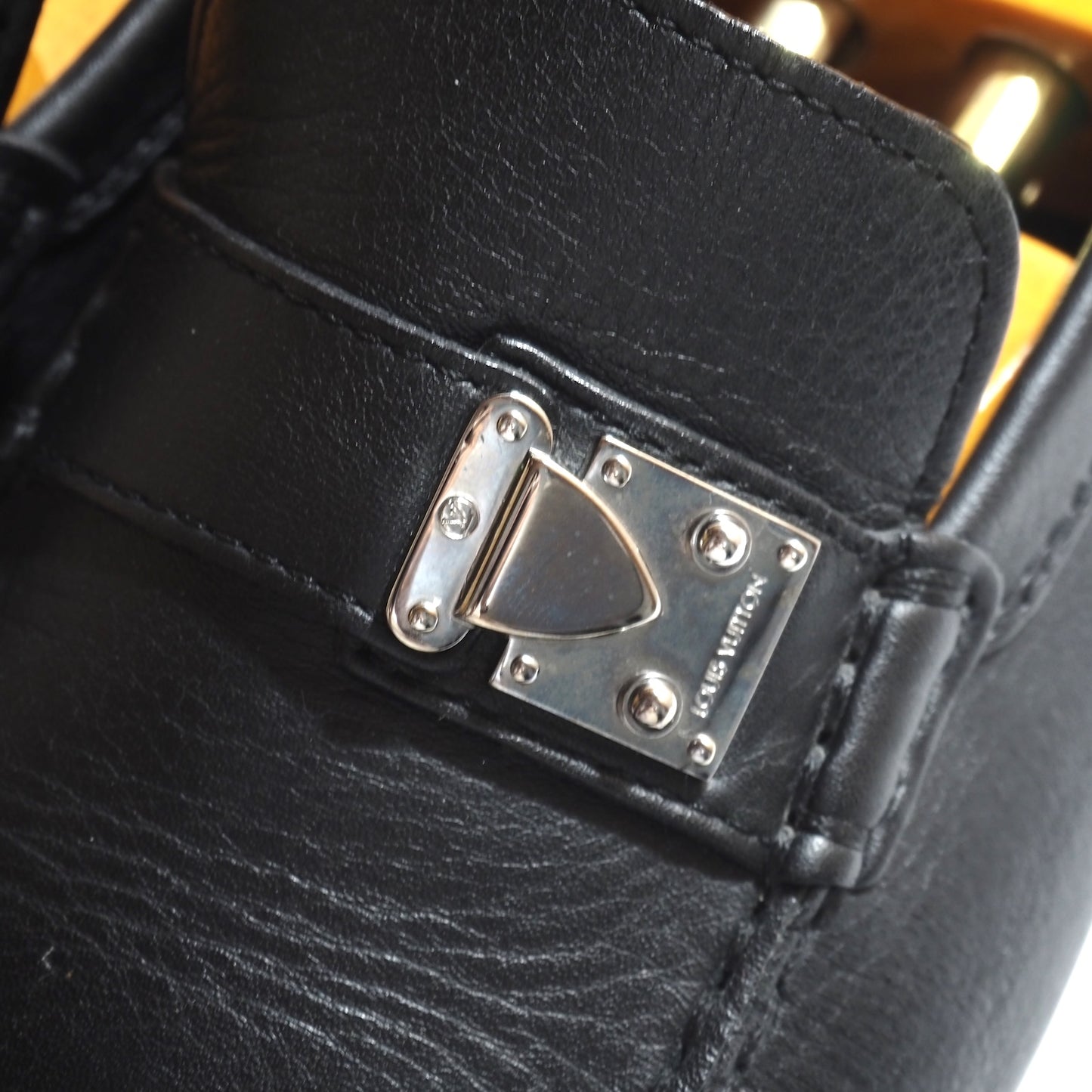 良品 ルイヴィトン Louis Vuitton レザー ドライビングシューズ ローファー 靴 9.5 27.5-28cm相当 ブラック メンズ 正規品 5-ZF085