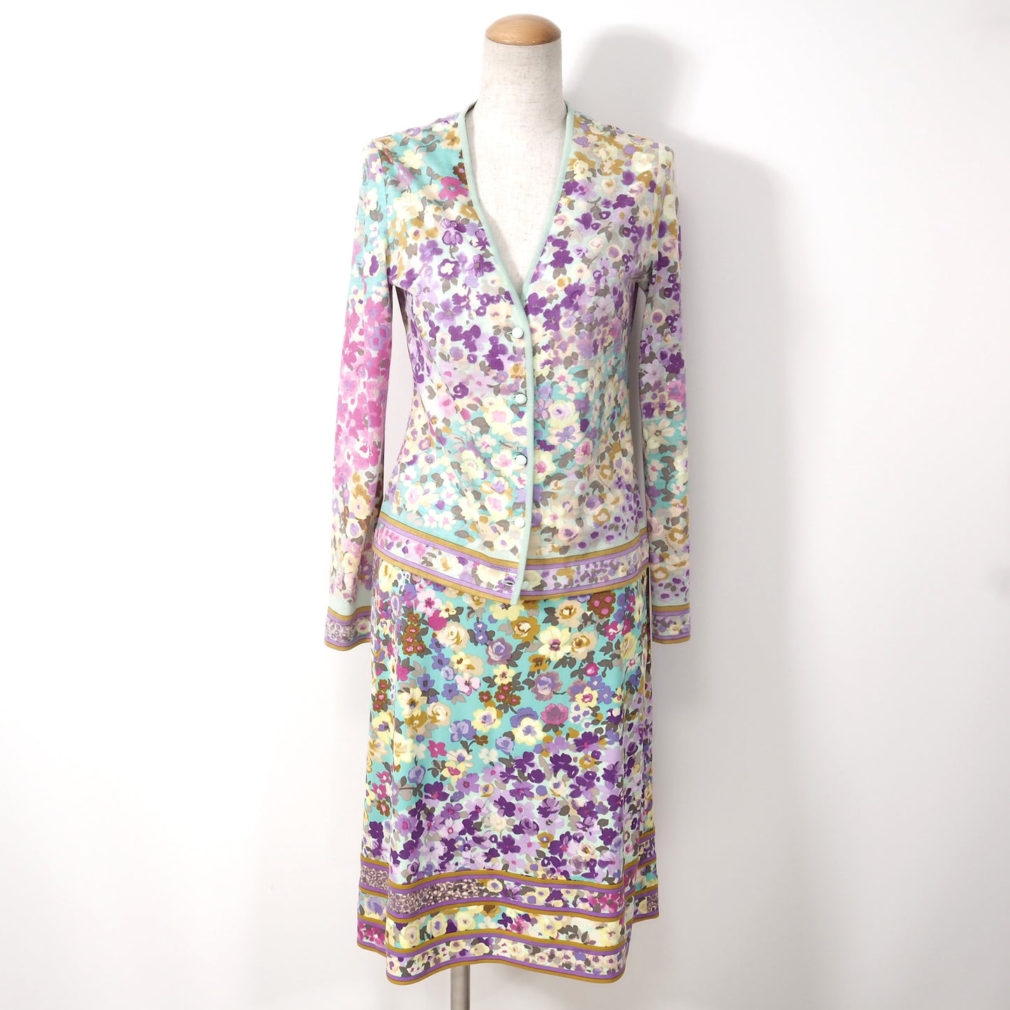 美品 レオナール LEONARD ウール シルク 花柄 総柄 スカート セットアップ 36 マルチカラー レディース 正規品 5-ZI013