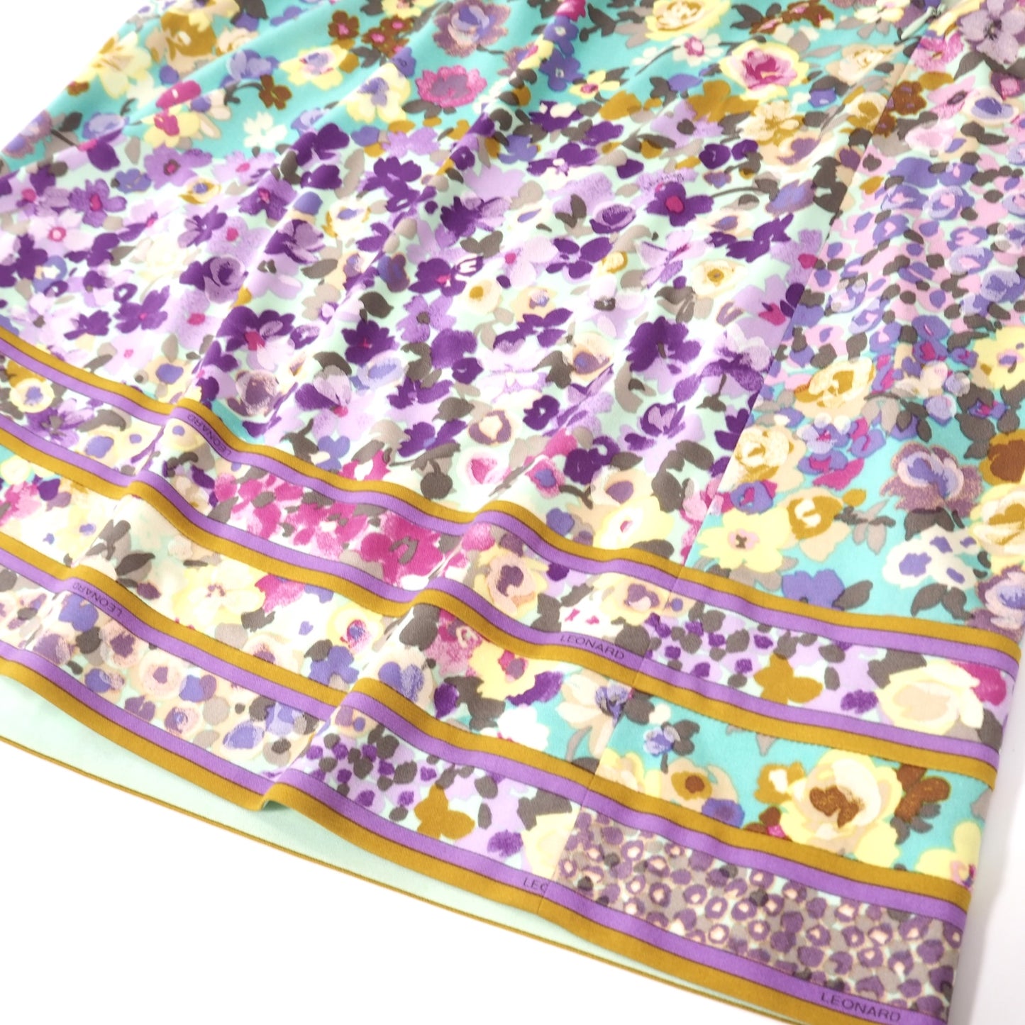 美品 レオナール LEONARD ウール シルク 花柄 総柄 スカート セットアップ 36 マルチカラー レディース 正規品 5-ZI013