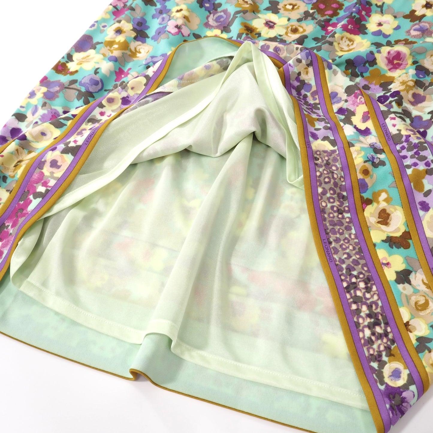 美品 レオナール LEONARD ウール シルク 花柄 総柄 スカート セットアップ 36 マルチカラー レディース 正規品 5-ZI013