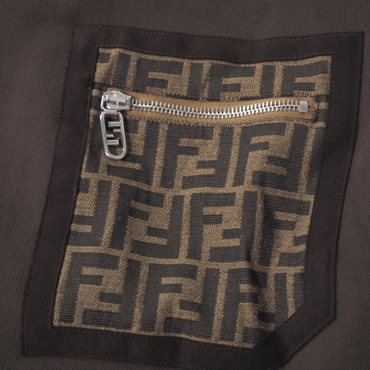 フェンディ FENDI 23年製 FFモチーフ クルーネック スウェットシャツ M ブラウン メンズ 正規品 6-AD014