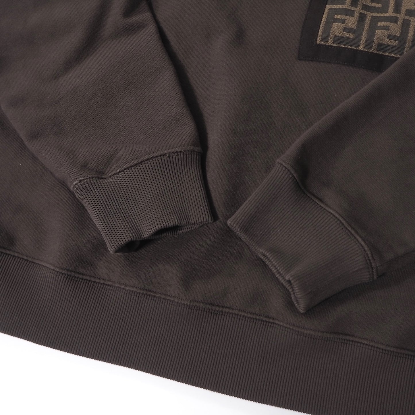 フェンディ FENDI 23年製 FFモチーフ クルーネック スウェットシャツ M ブラウン メンズ 正規品 6-AD014