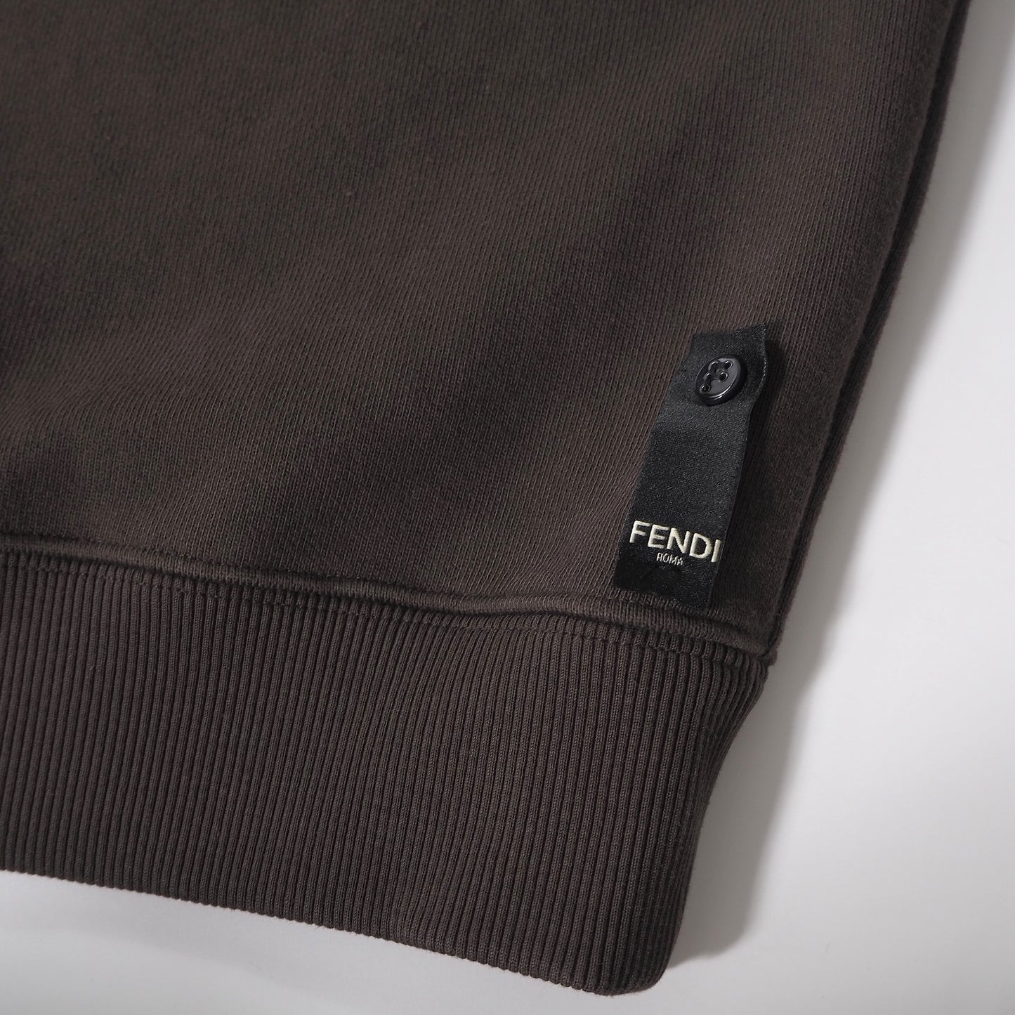 フェンディ FENDI 23年製 FFモチーフ クルーネック スウェットシャツ M ブラウン メンズ 正規品 6-AD014