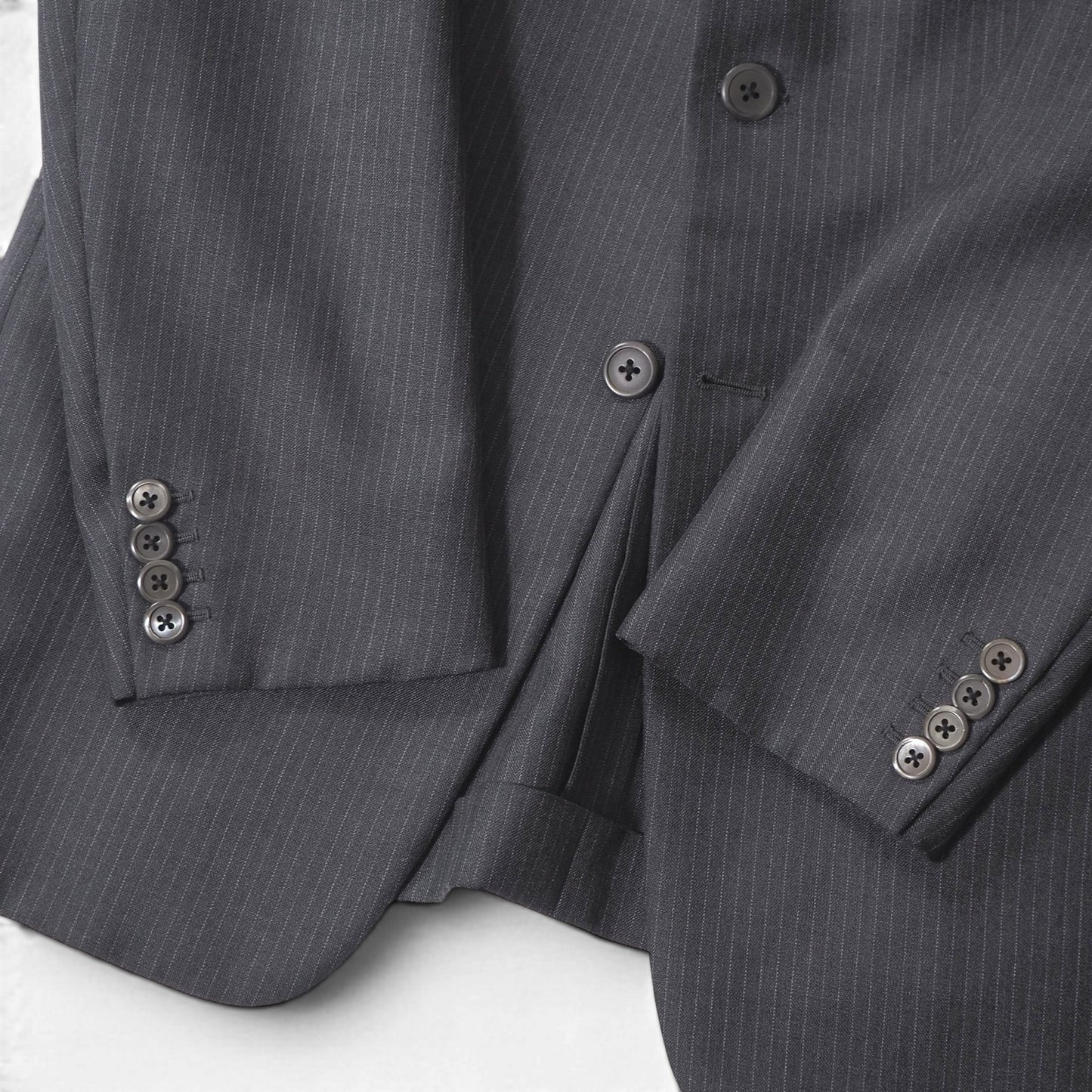 美品 プラダ PRADA スーツ ジャケット パンツ 48 グレー ストライプ メンズ 正規品 6-DE033