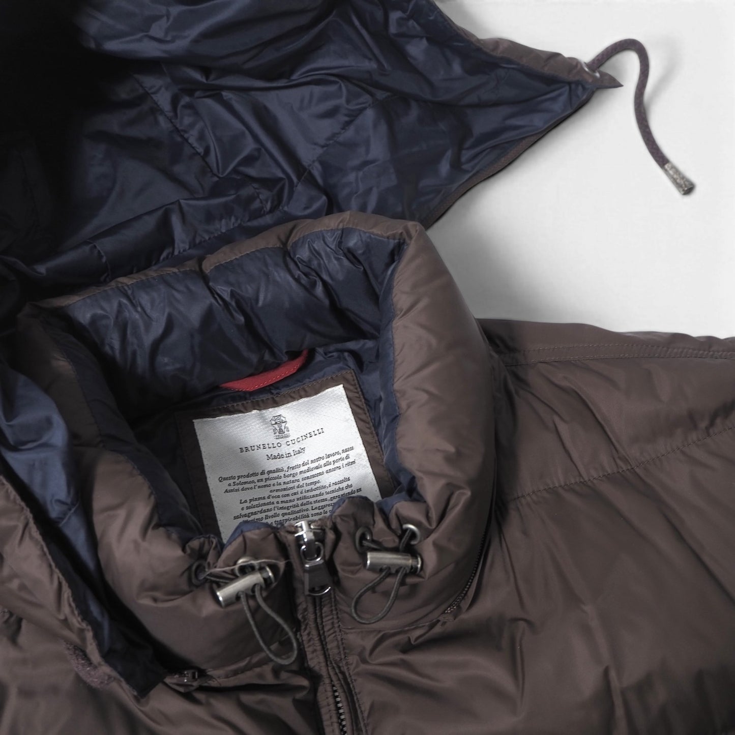 美品 ブルネロクチネリ BRUNELLO CUCINELLI イタリア製 フーデッド ダウンジャケット M ブラウン ハンガー付 メンズ 正規品 6-DE035