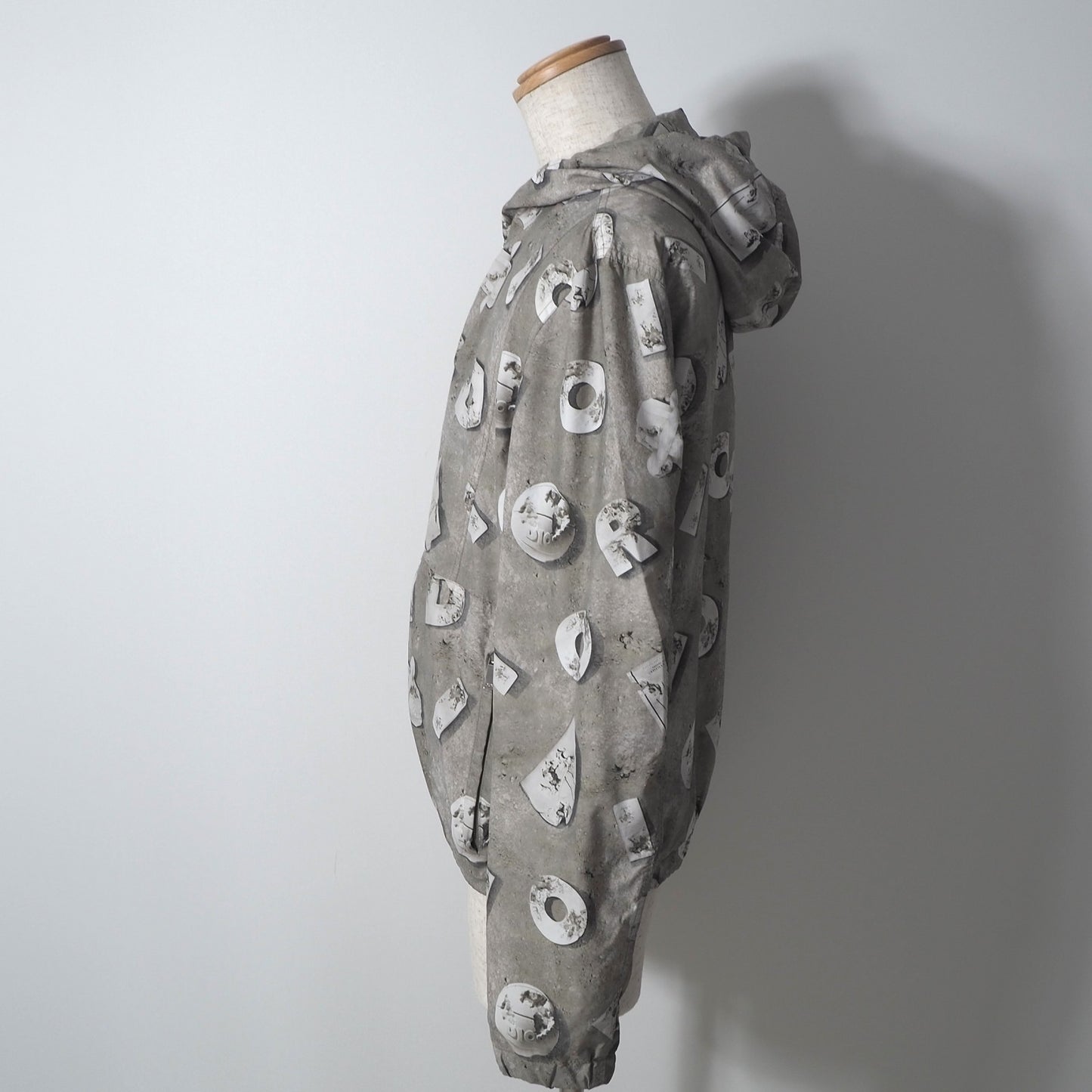 ディオール DIOR × Daniel Arsham ダニエルアーシャム フーデッド ジャケット ブルゾン 50 アースグリーン メンズ 正規品 6-HT002