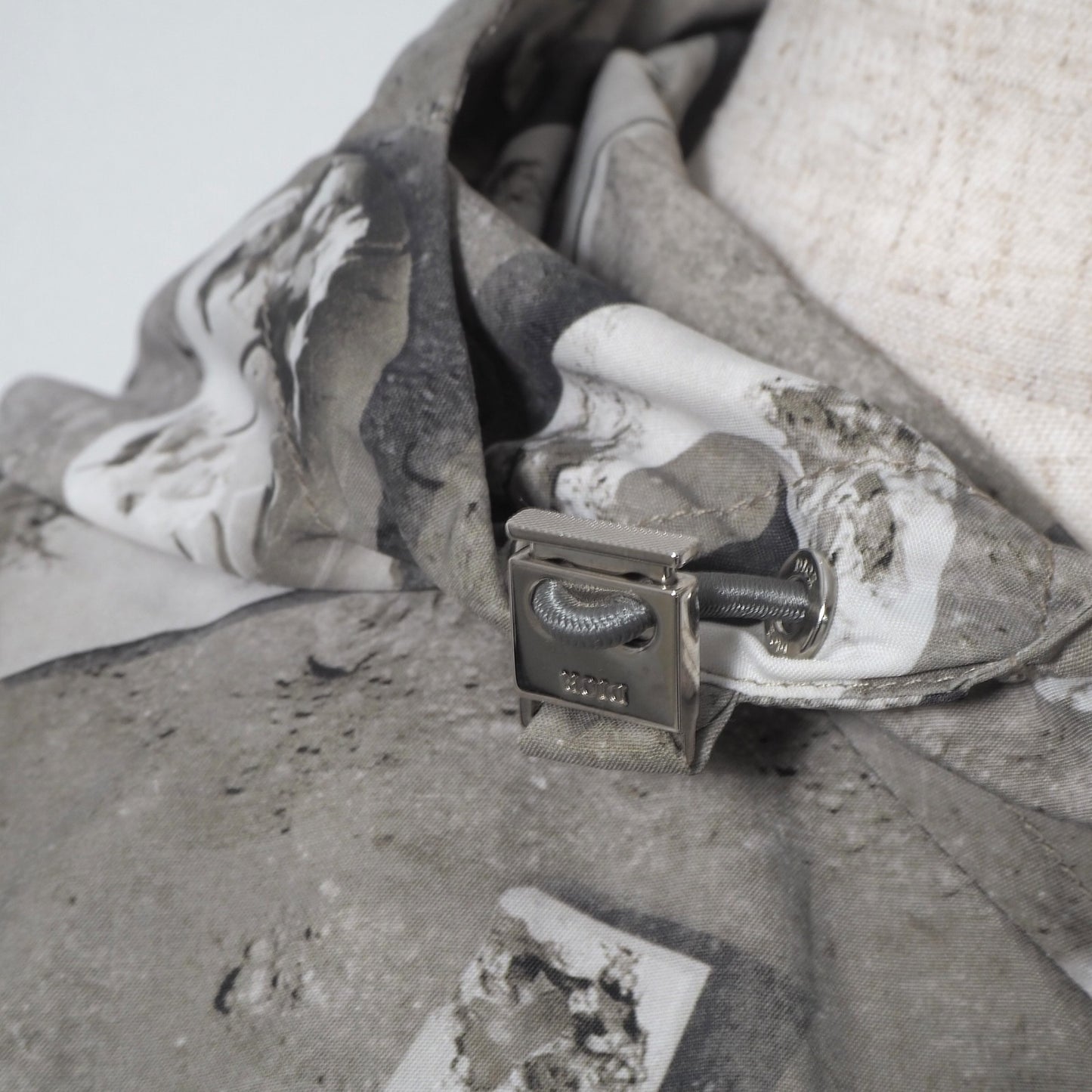 ディオール DIOR × Daniel Arsham ダニエルアーシャム フーデッド ジャケット ブルゾン 50 アースグリーン メンズ 正規品 6-HT002