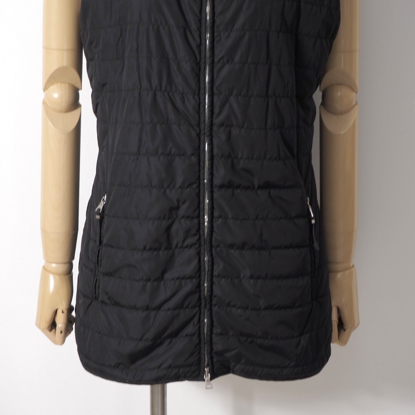 プラダ PRADA パデッド ベスト ジャケット 中綿 44 ブラック レディース 正規品 6-OB004