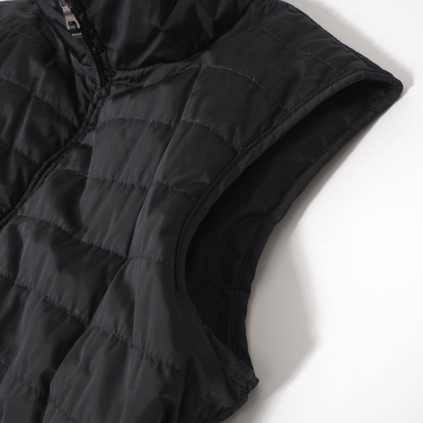 プラダ PRADA パデッド ベスト ジャケット 中綿 44 ブラック レディース 正規品 6-OB004