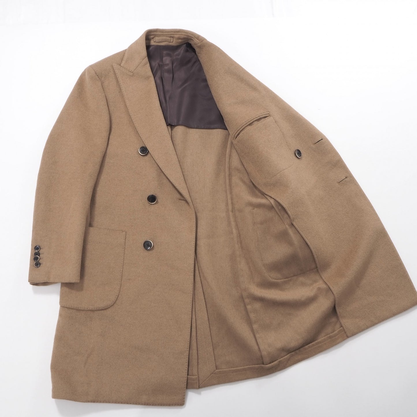 良品 ラルディーニ LARDINI イタリア製 ピュアキャメル ダブルブレスト チェスターコート 48 ベージュ ブートニエール付 メンズ 正規品 6-YB032