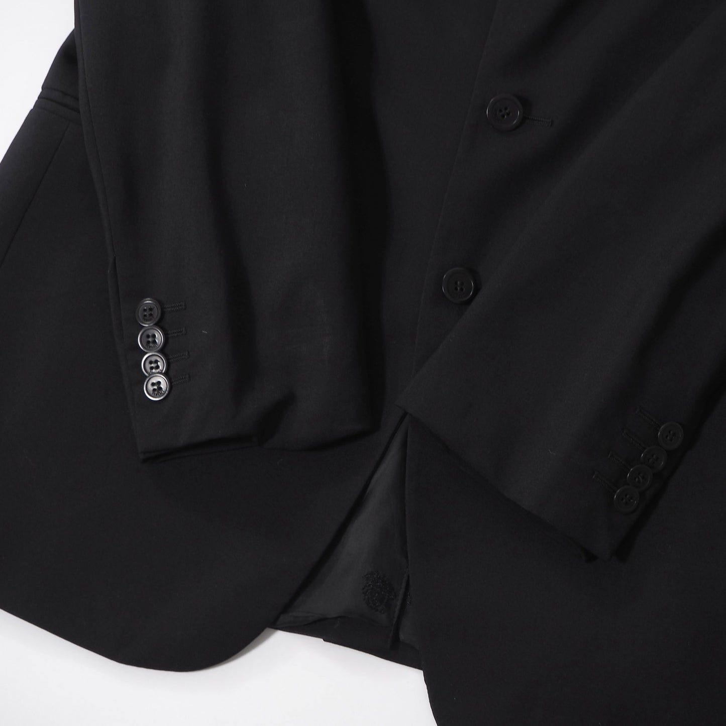 良品 ジャンニヴェルサーチ GIANNI VERSACE ヴィンテージ スーツ ジャケット パンツ 46 ブラック メンズ 正規品 6-ZA030