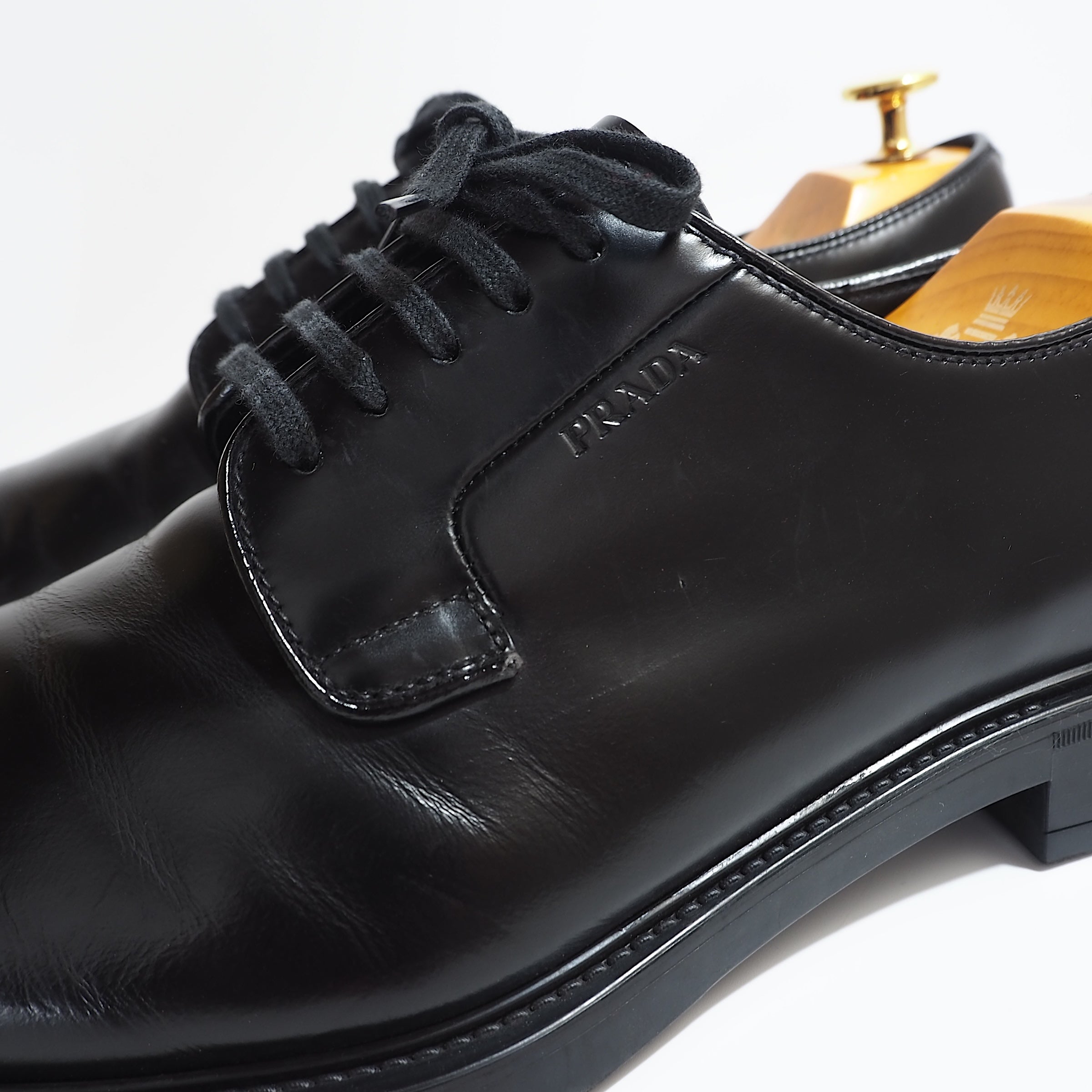 プラダ PRADA プレーントゥ レザー シューズ 8 ブラック メンズ