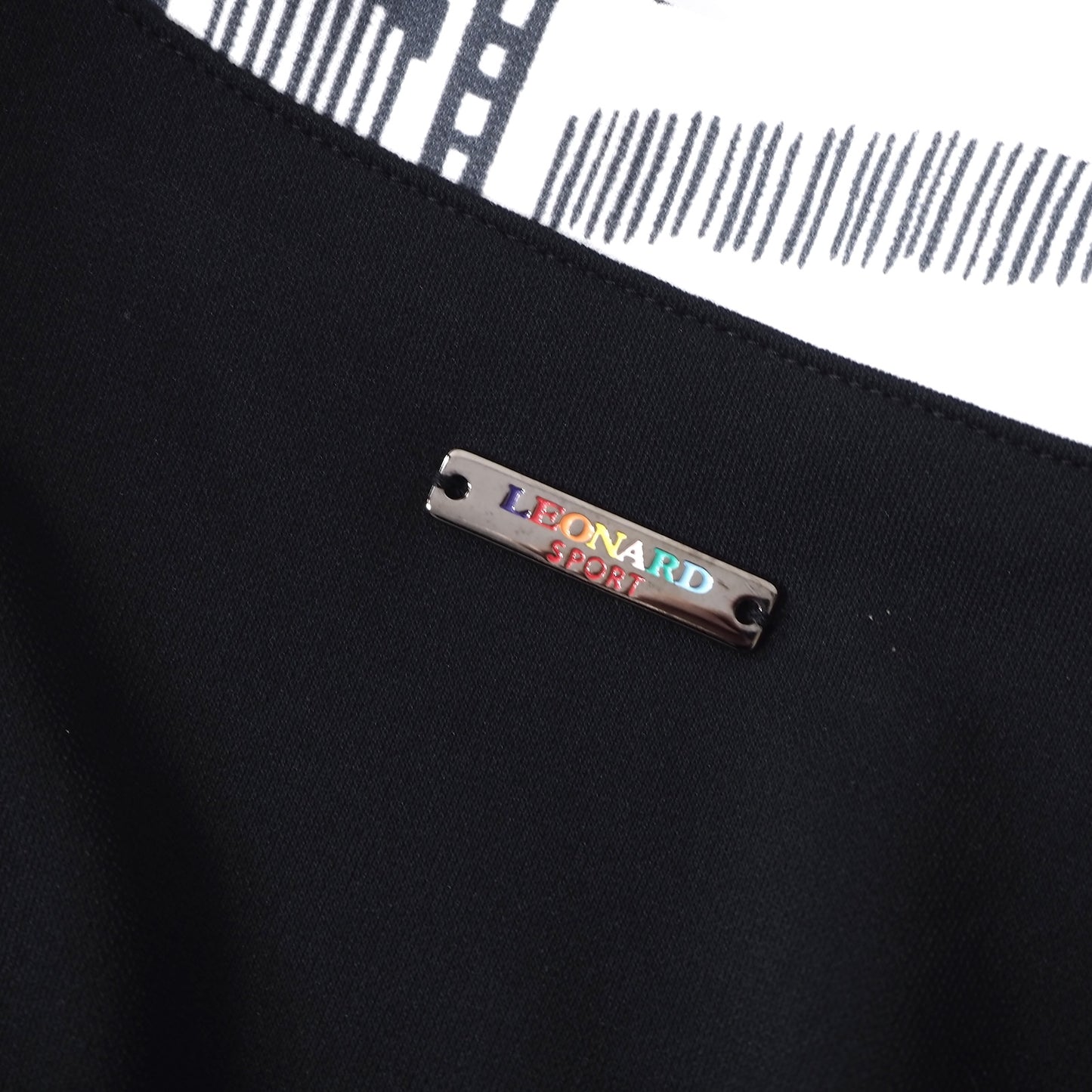 美品 レオナール LEONARD 長袖 カーディガン 花柄 44 ブラック レディース 正規品 5-ZB043