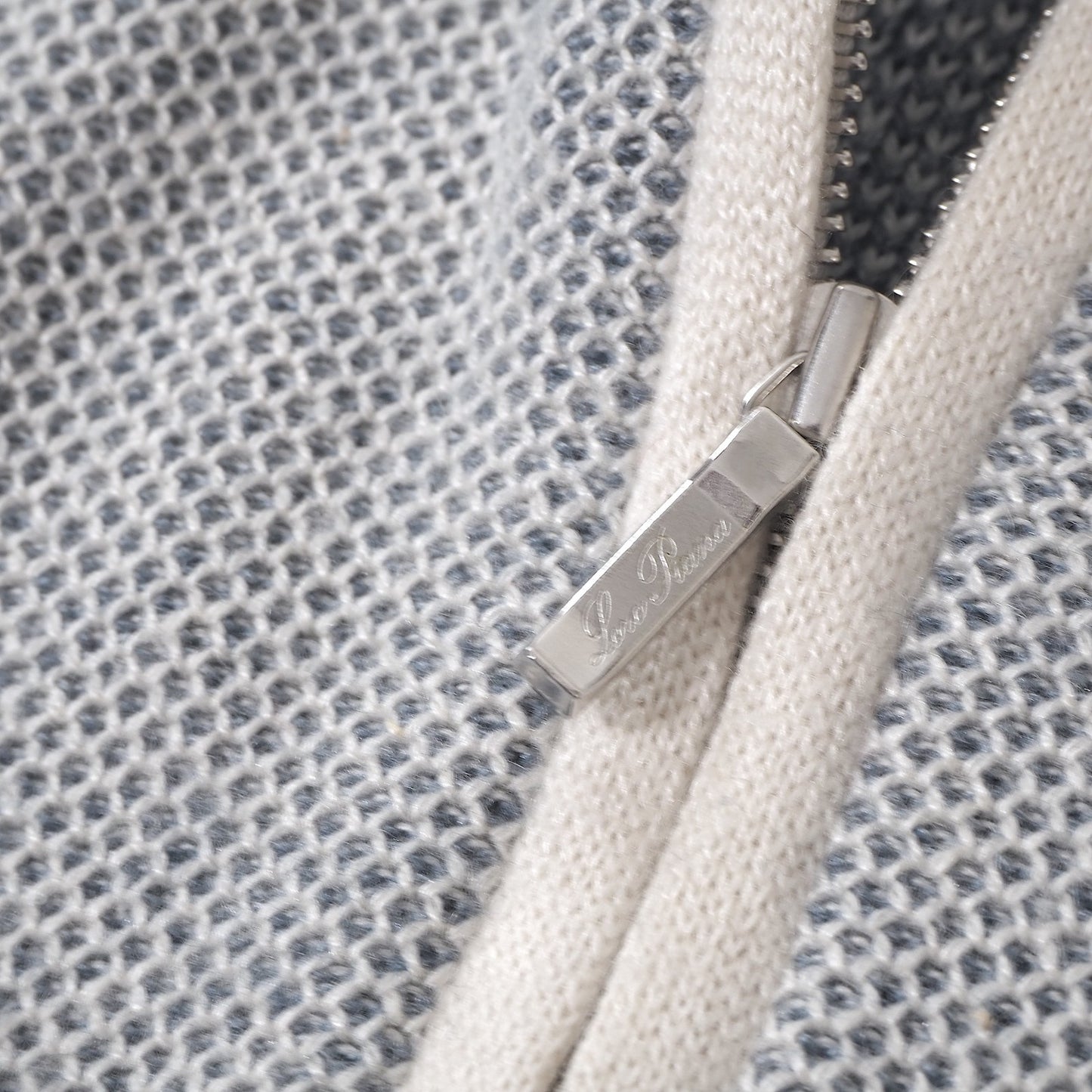 美品 ロロピアーナ Loro Piana イタリア製 シルク カシミヤ ドライバーズニット セーター 54 ブルーグレー ホワイト メンズ 正規品 6-ZA009