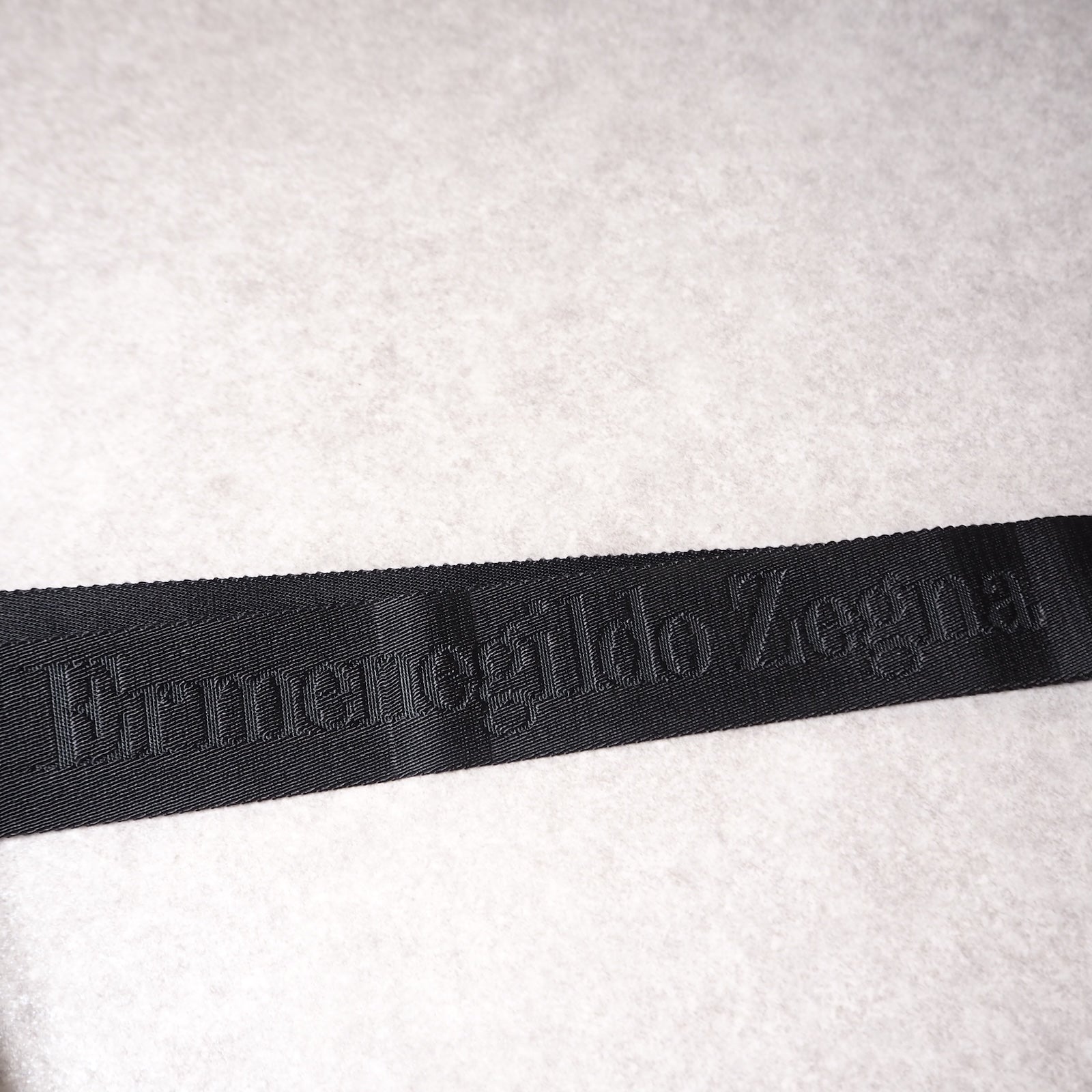 エルメネジルドゼニア Ermenegildo Zegna レザー ショルダーバッグ