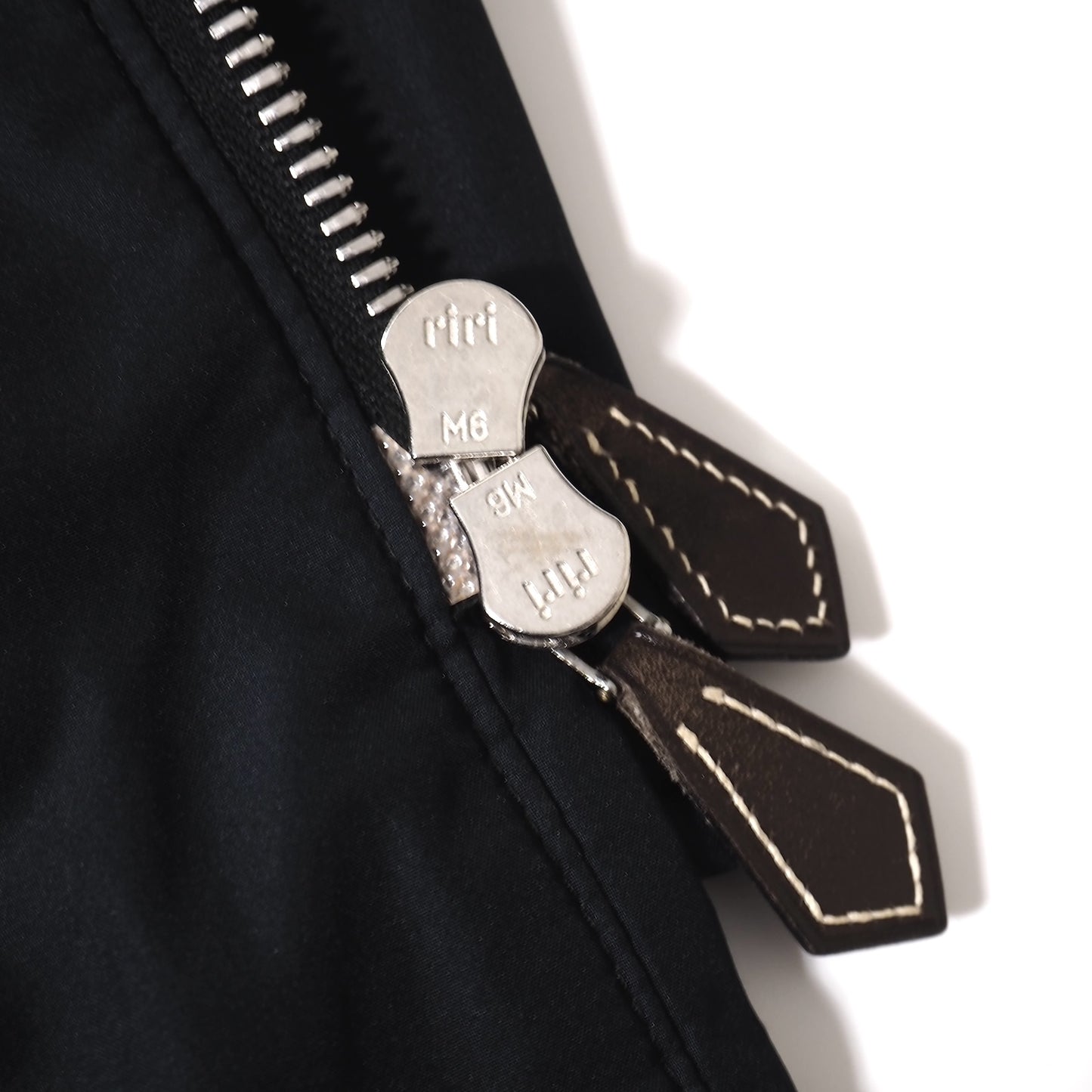 エルメス HERMES ヴィンテージ フランス製 レザーディテール インナー付き ジャケット ブルゾン 52 ダークネイビー メンズ 正規品 5-ZJ039