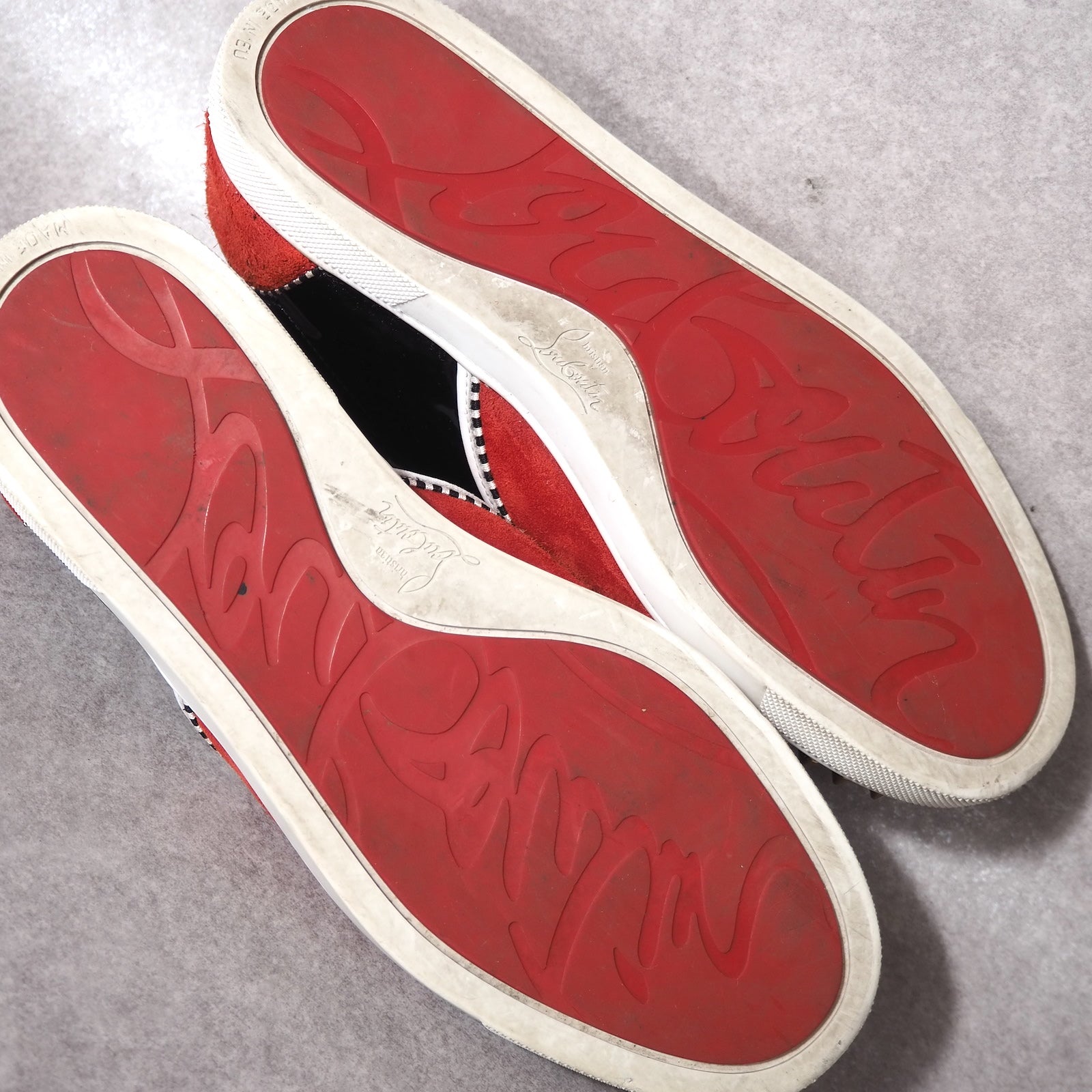 クリスチャンルブタン Christian Louboutin スタッズ スニーカー