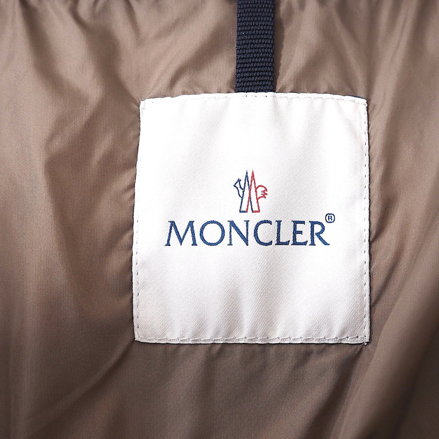 モンクレール MONCLER NANTESFUR ラクーンファー ダウンコート 0 シャンパンゴールド レディース 正規品 3-DA369