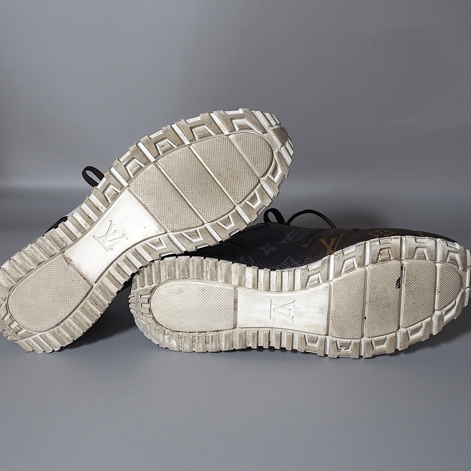 ルイヴィトン Louis Vuitton ランナウェイ モノグラム レザー